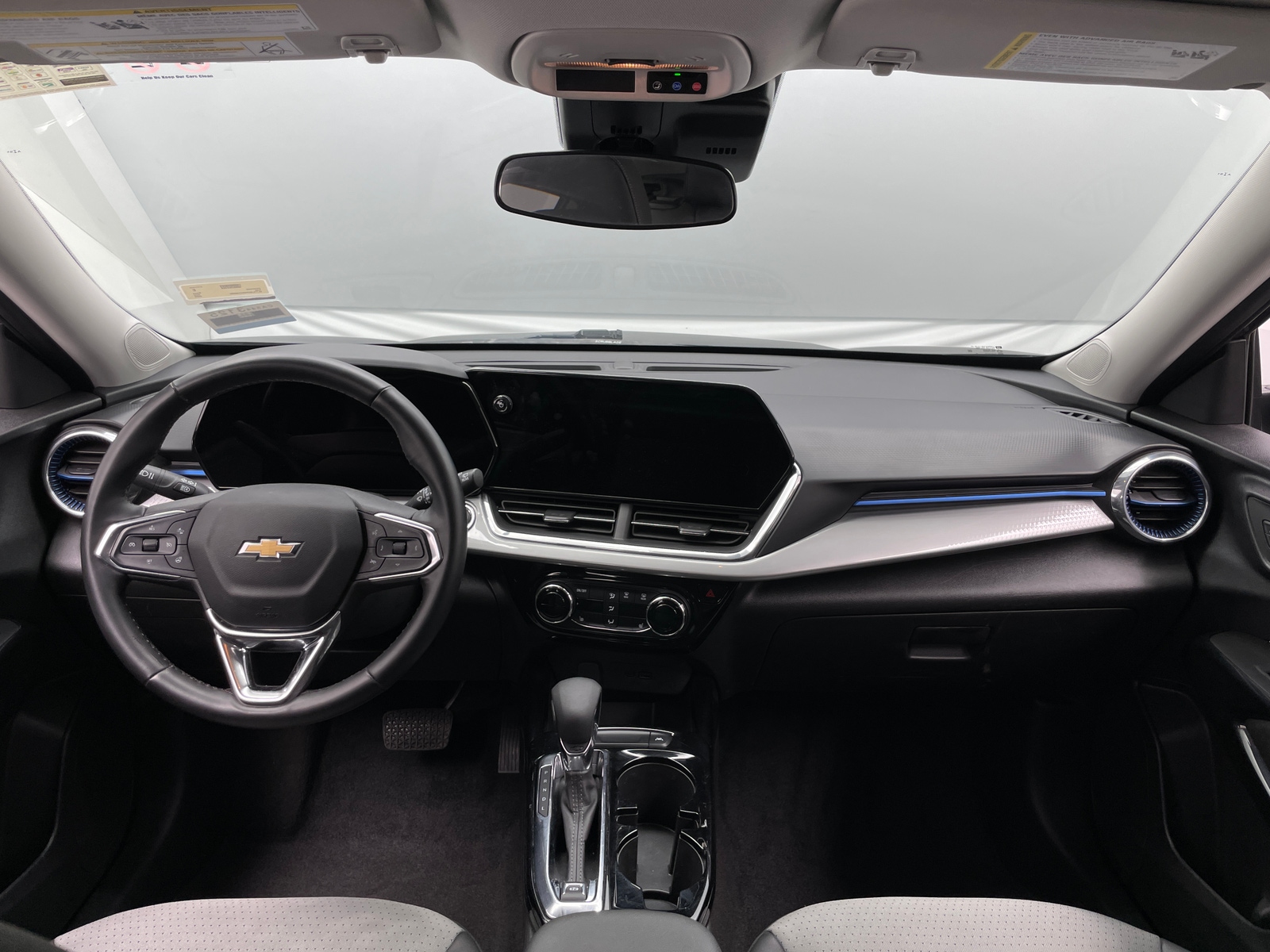 Thumbnail: 2025 Chevrolet Trax - 2
