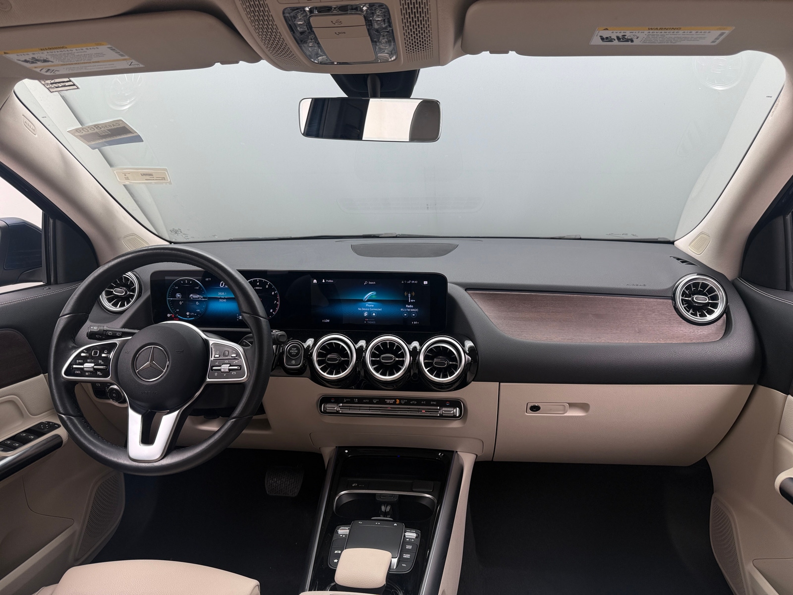 Thumbnail: 2022 Mercedes-Benz GLA - 2