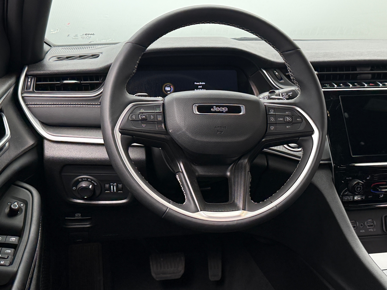 Thumbnail: 2025 Jeep Grand Cherokee - 5