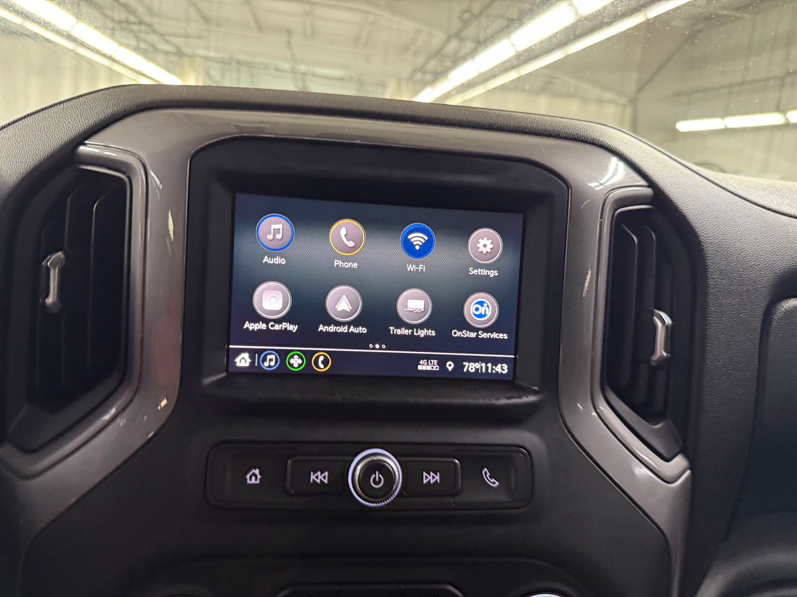 Thumbnail: 2020 Chevrolet Silverado 1500 - 4