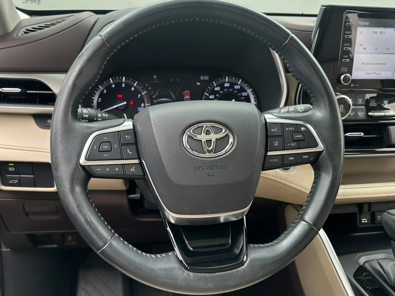 Thumbnail: 2021 Toyota Highlander - 4