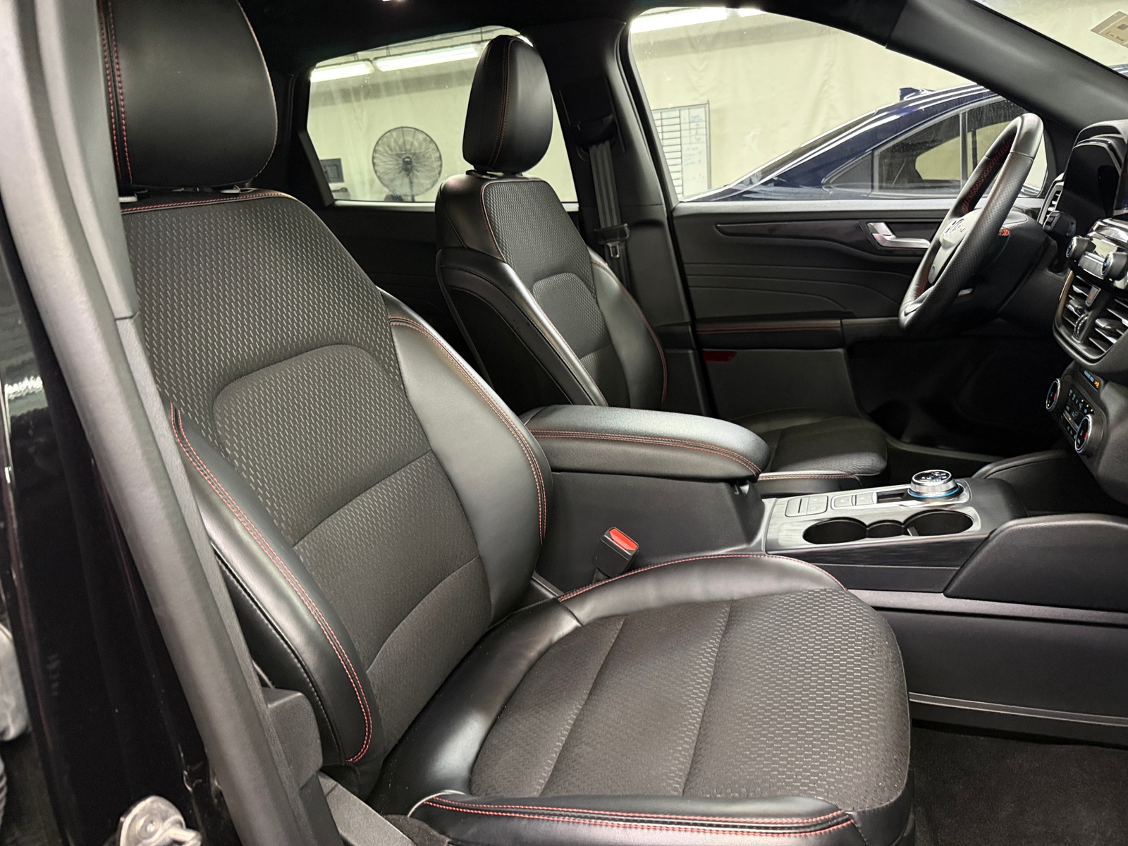 Thumbnail: 2025 Ford Escape - 2