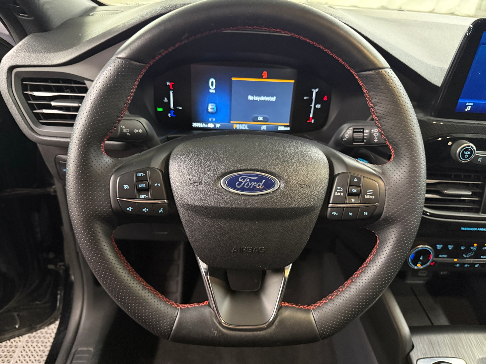 Thumbnail: 2025 Ford Escape - 5