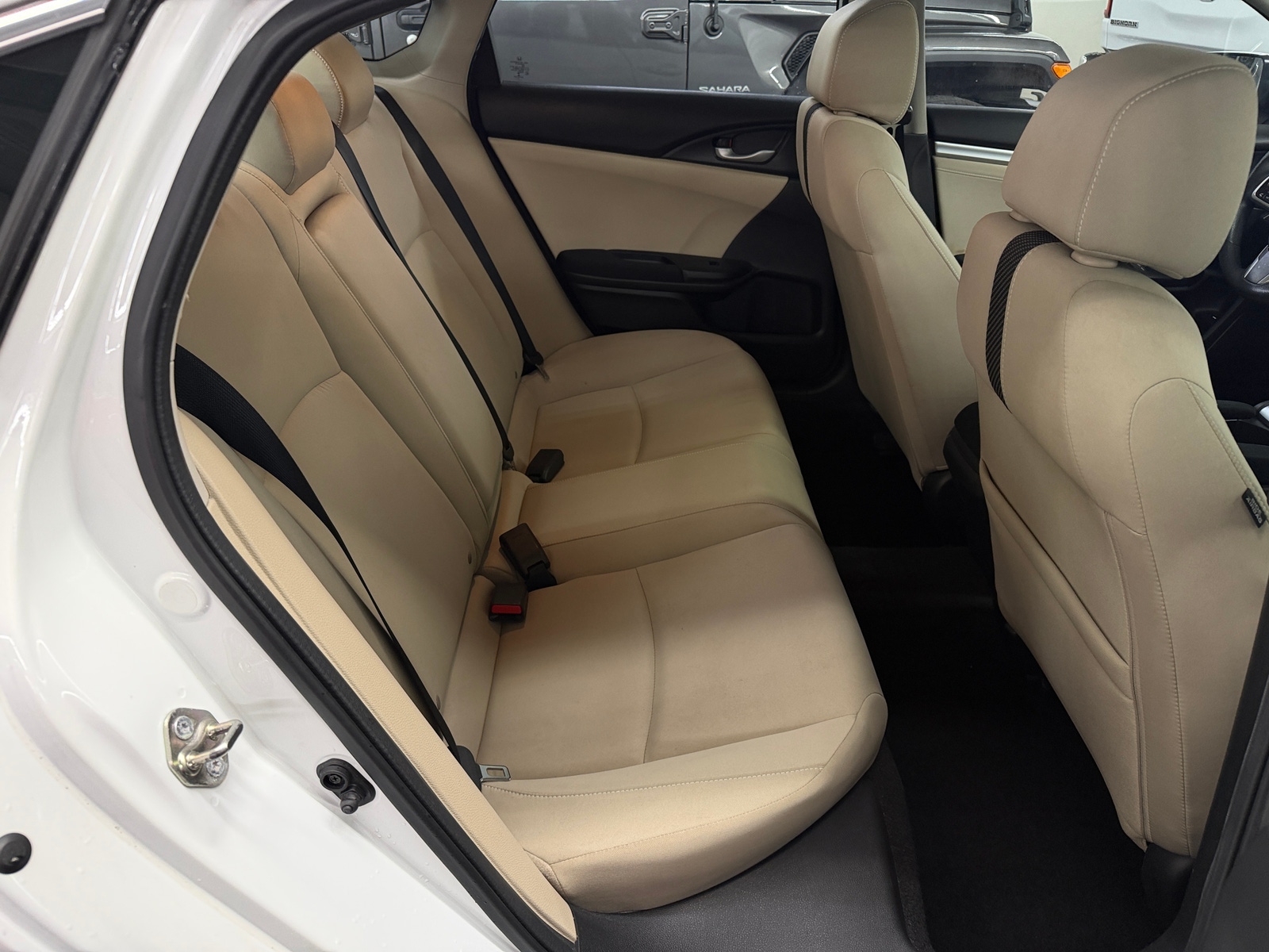 Thumbnail: 2016 Honda Civic - 6