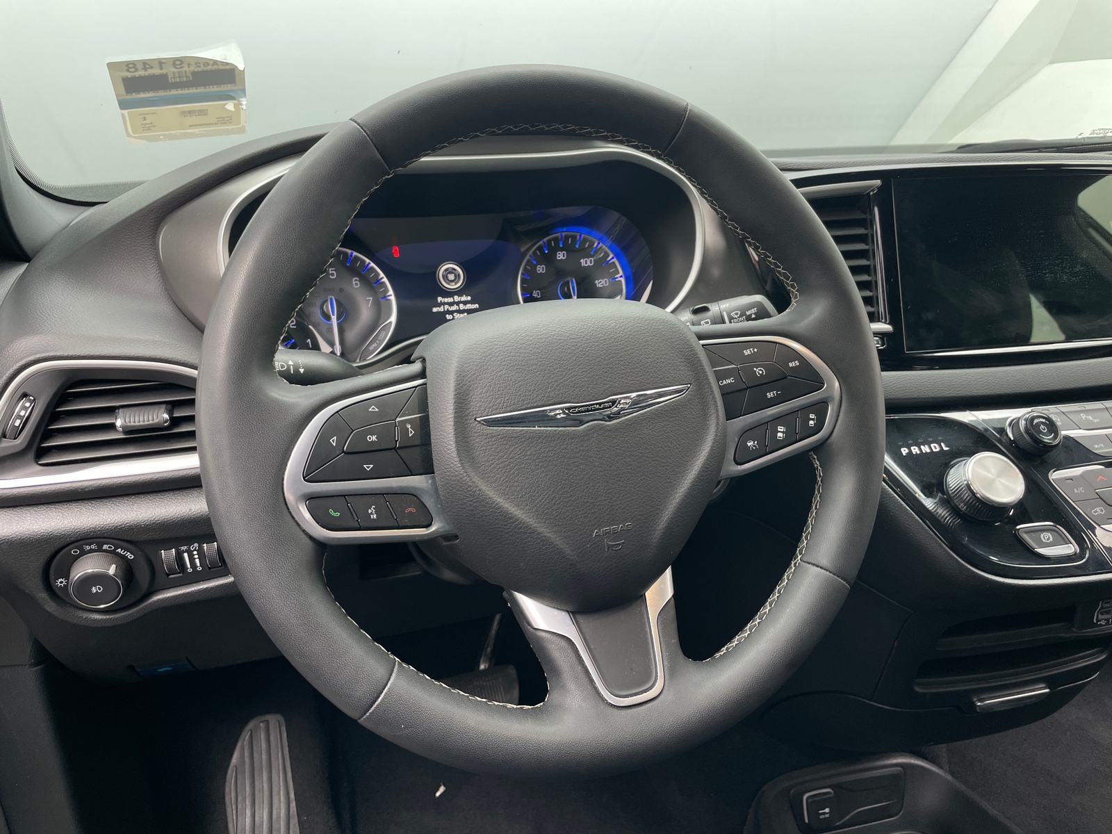 Thumbnail: 2025 Chrysler Pacifica - 4