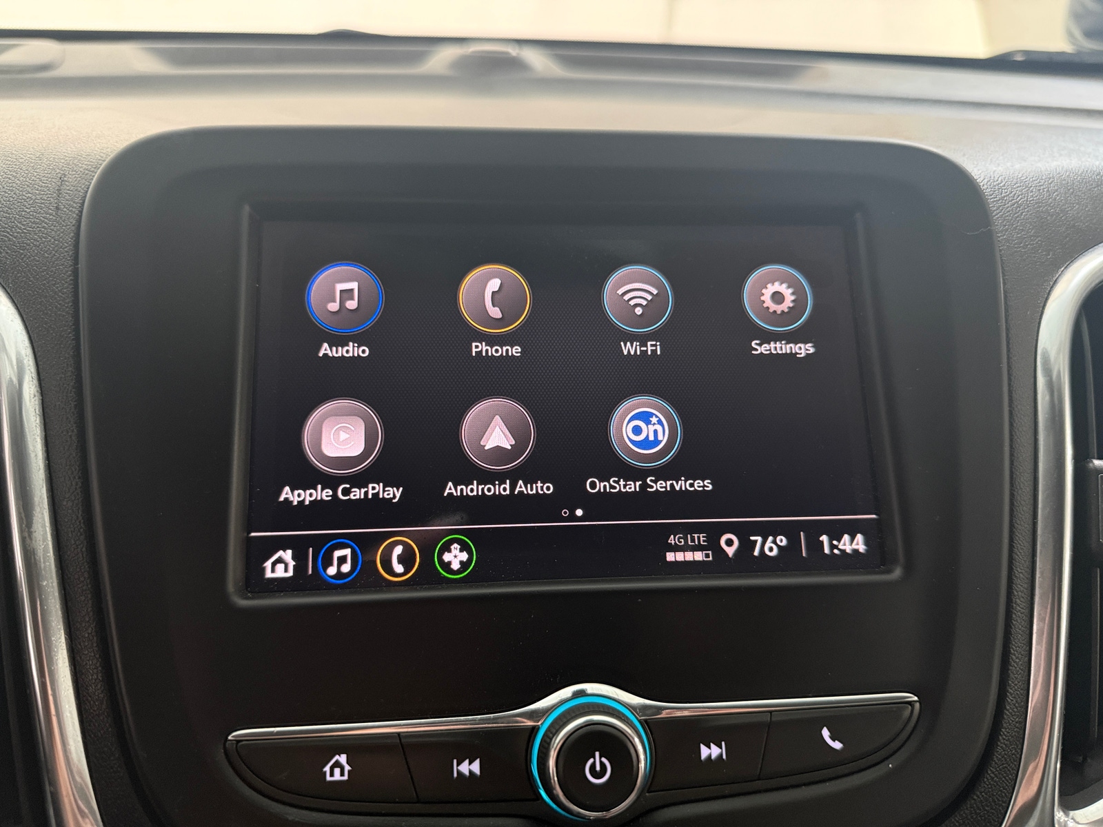 Thumbnail: 2022 Chevrolet Equinox - 4