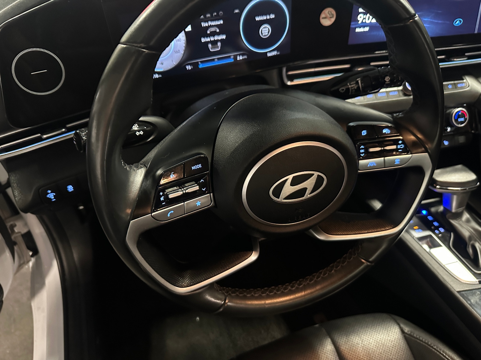 Thumbnail: 2024 Hyundai Elantra - 4