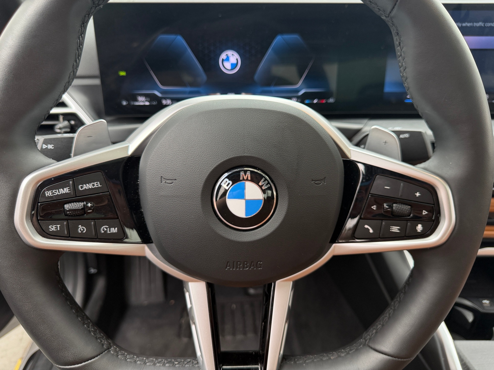Thumbnail: 2026 BMW 3 Series - 4