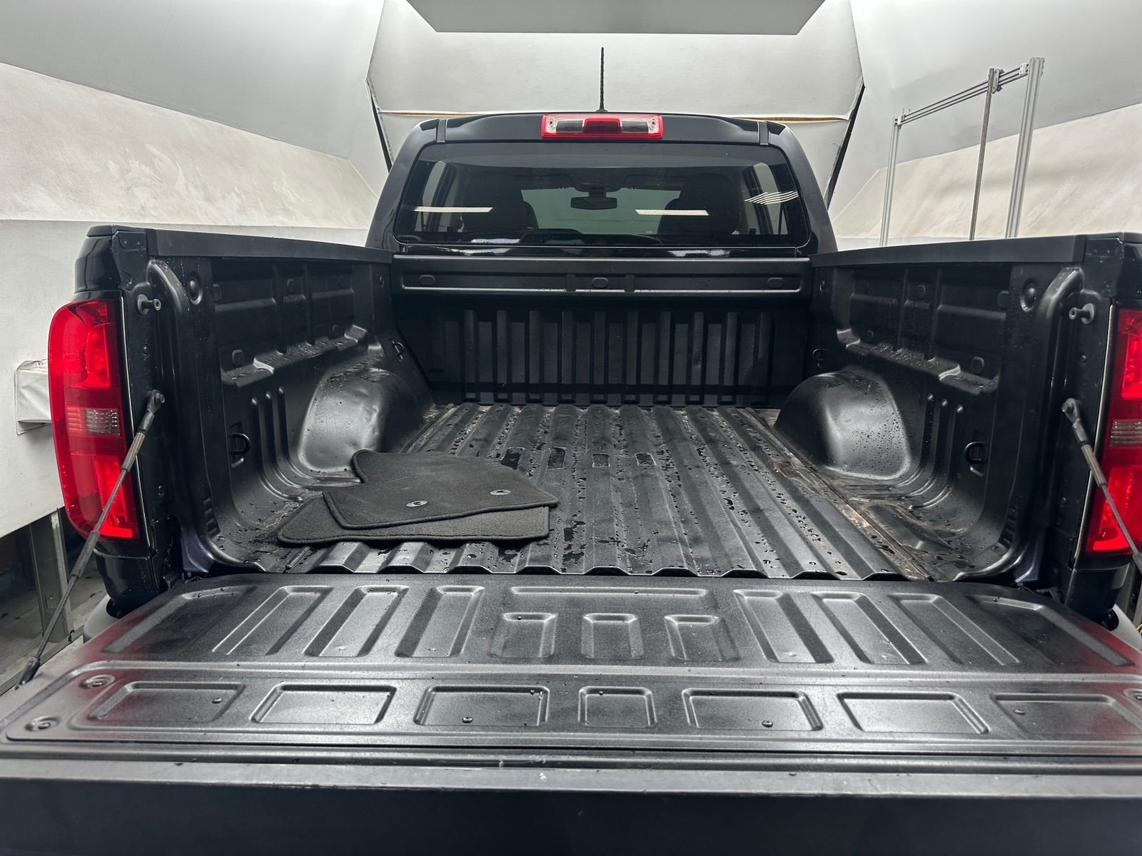 Thumbnail: 2018 Chevrolet Colorado - 7