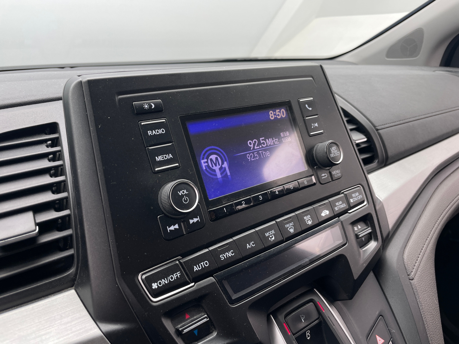 Thumbnail: 2018 Honda Odyssey - 4