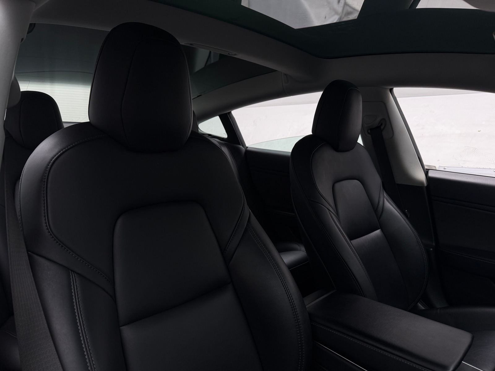 Thumbnail: 2018 Tesla Model 3 - 2