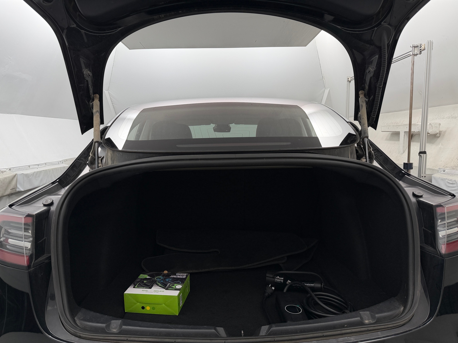 Thumbnail: 2018 Tesla Model 3 - 7