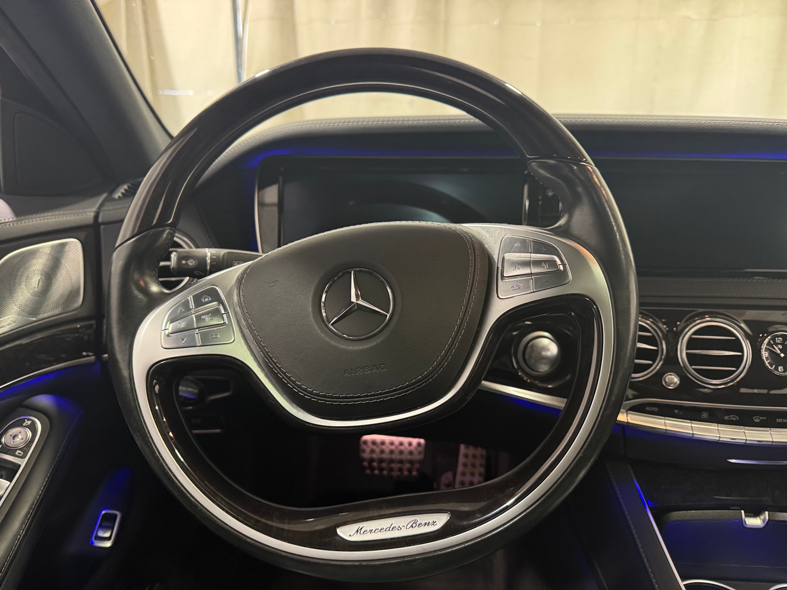 Thumbnail: 2016 Mercedes-Benz S-Class - 4