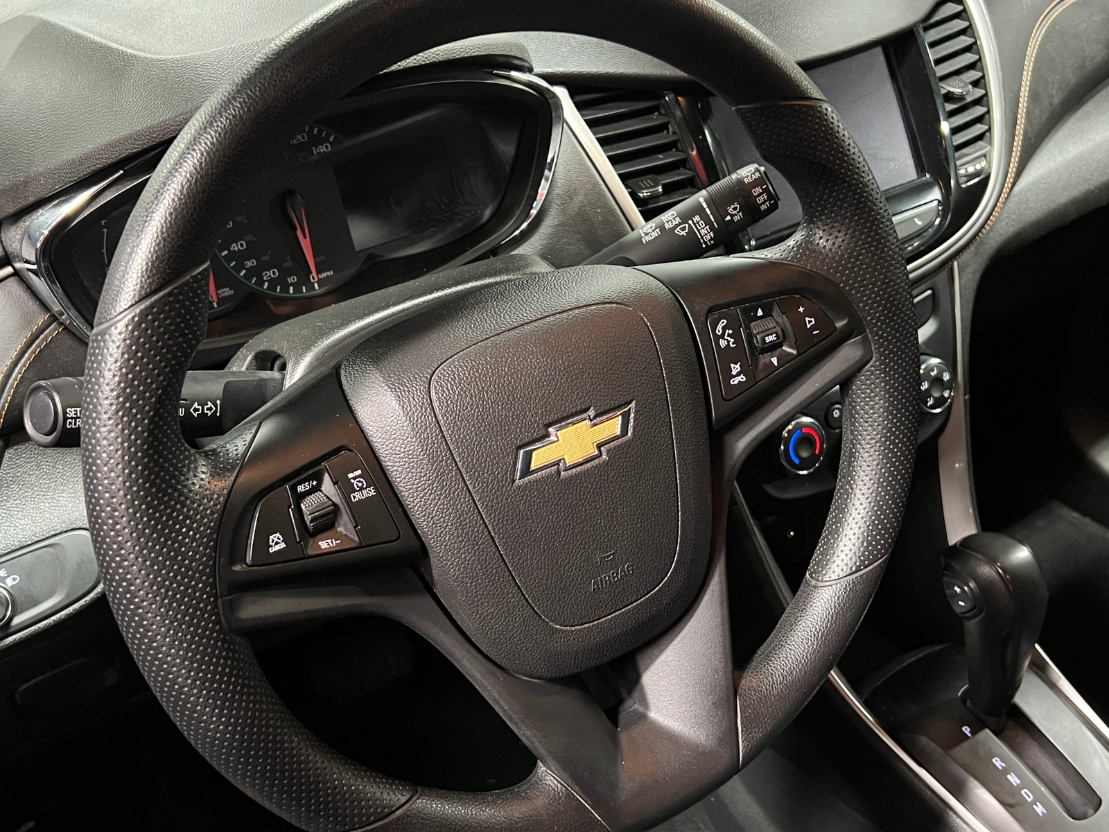 Thumbnail: 2020 Chevrolet Trax - 5