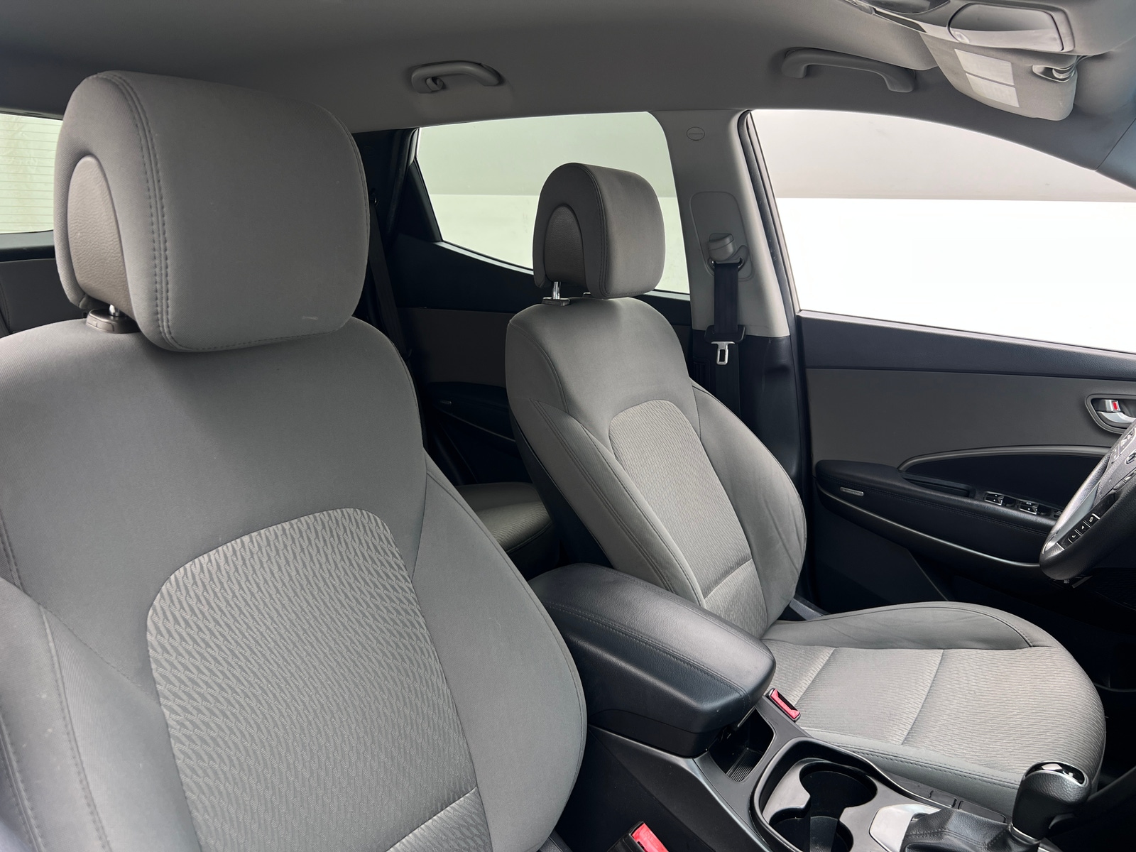 Thumbnail: 2018 Hyundai Santa Fe - 2