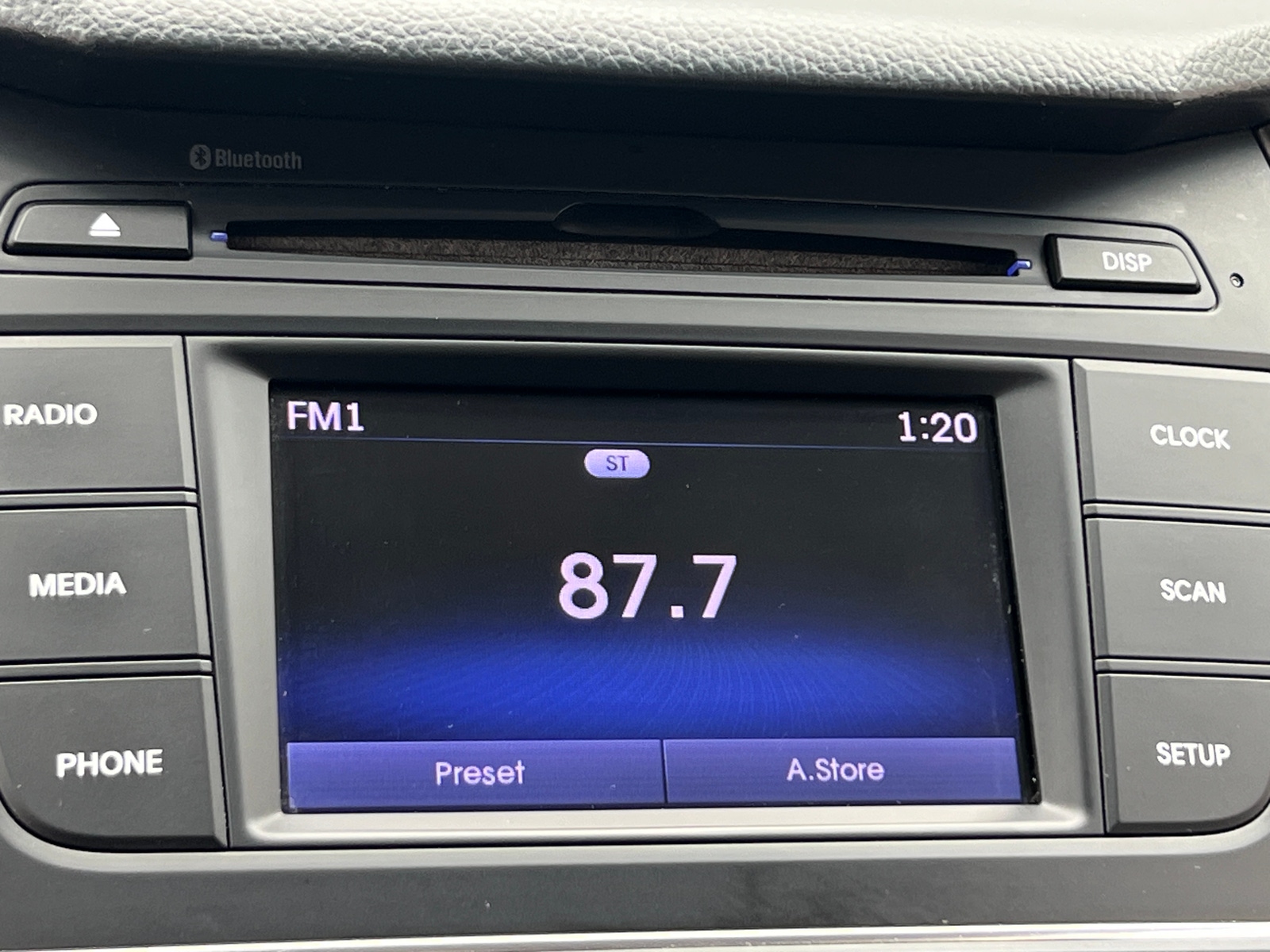 Thumbnail: 2018 Hyundai Santa Fe - 4