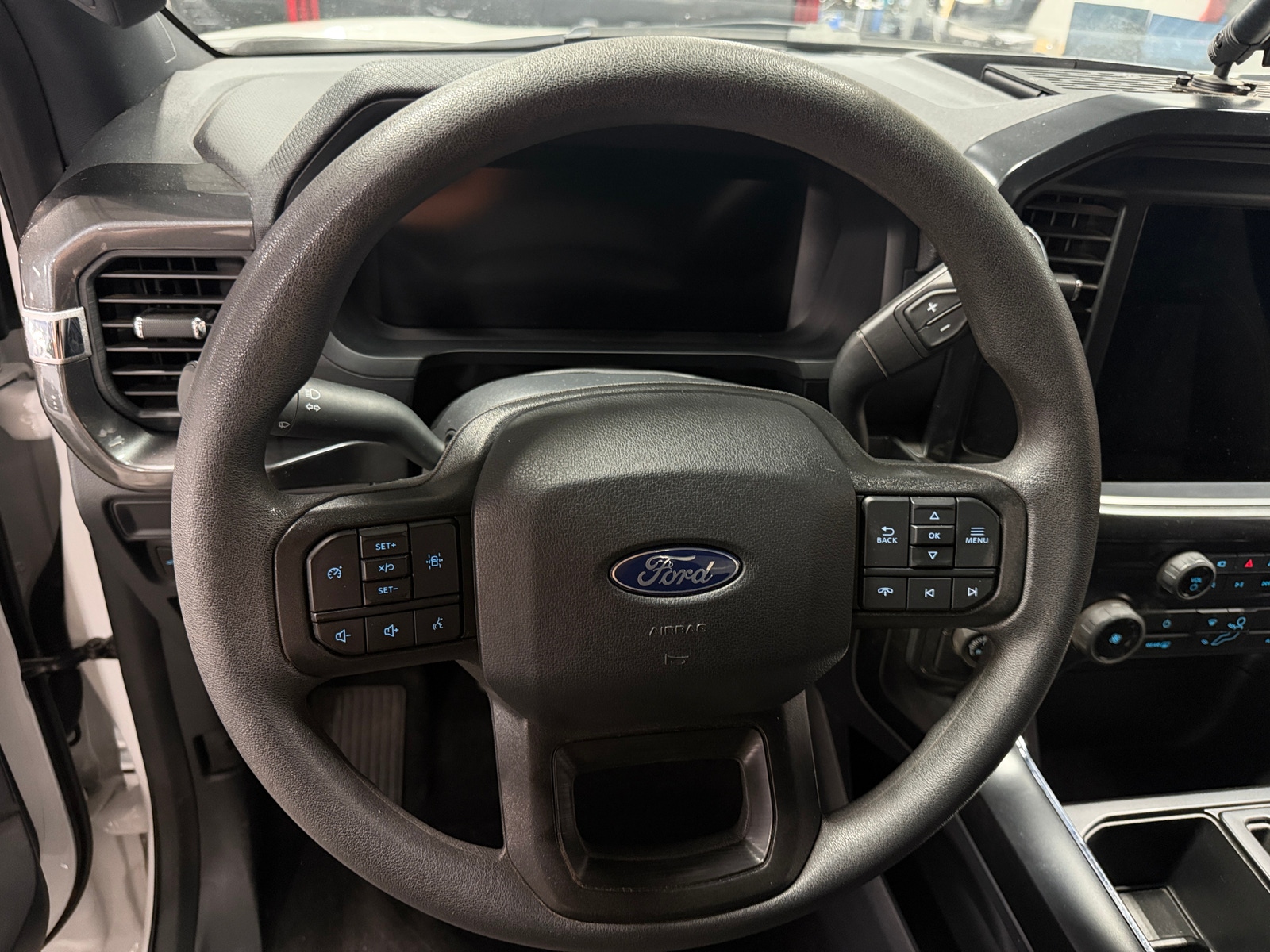 Thumbnail: 2025 Ford Econoline - 5