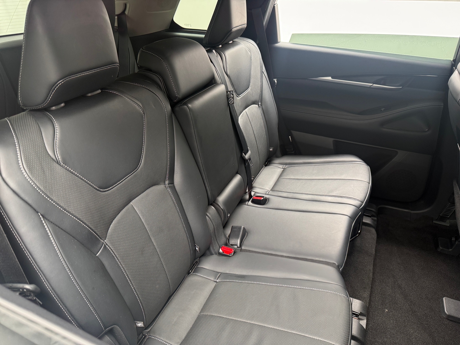 Thumbnail: 2023 INFINITI QX60 - 5