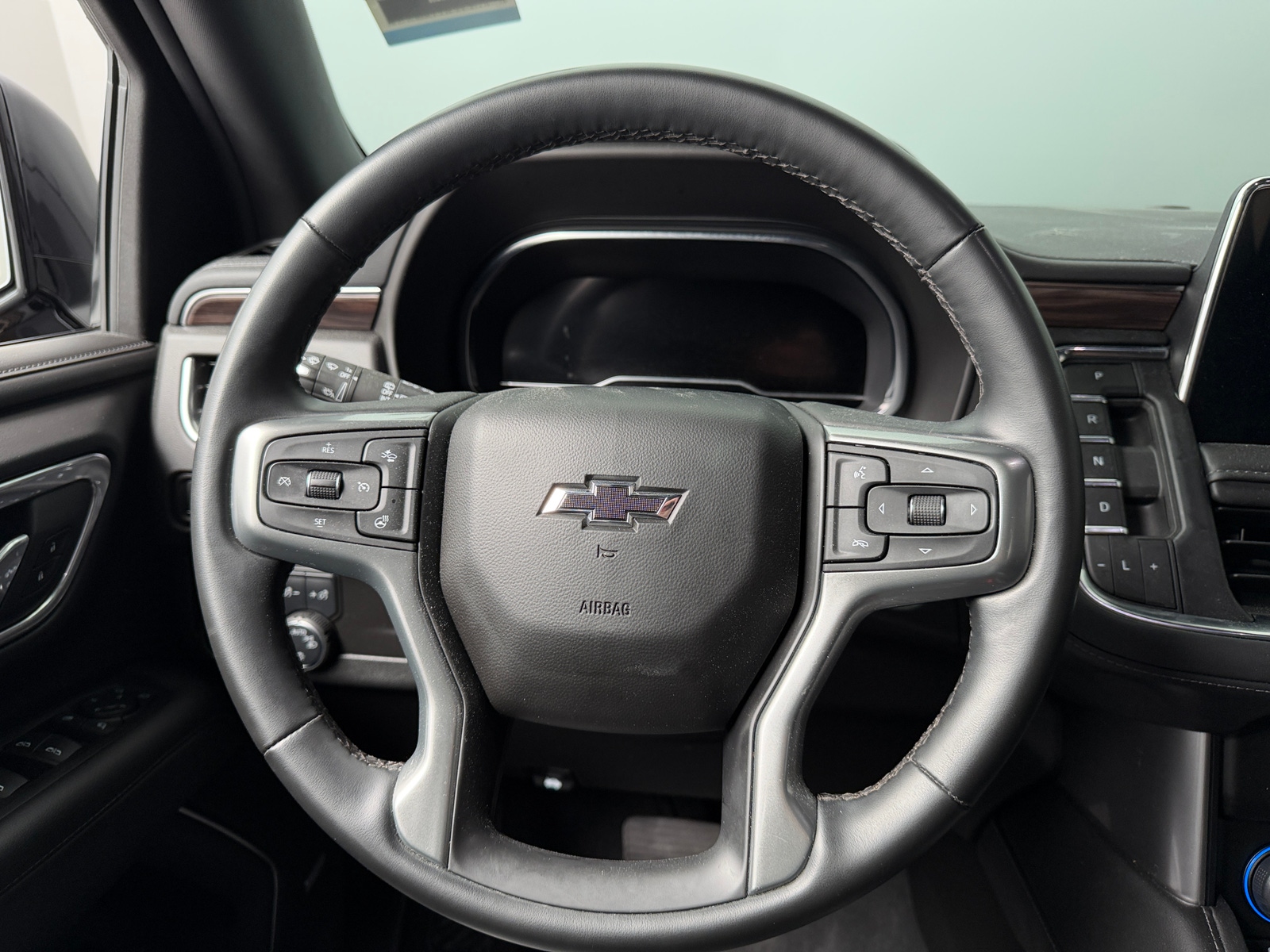 Thumbnail: 2024 Chevrolet Tahoe - 4