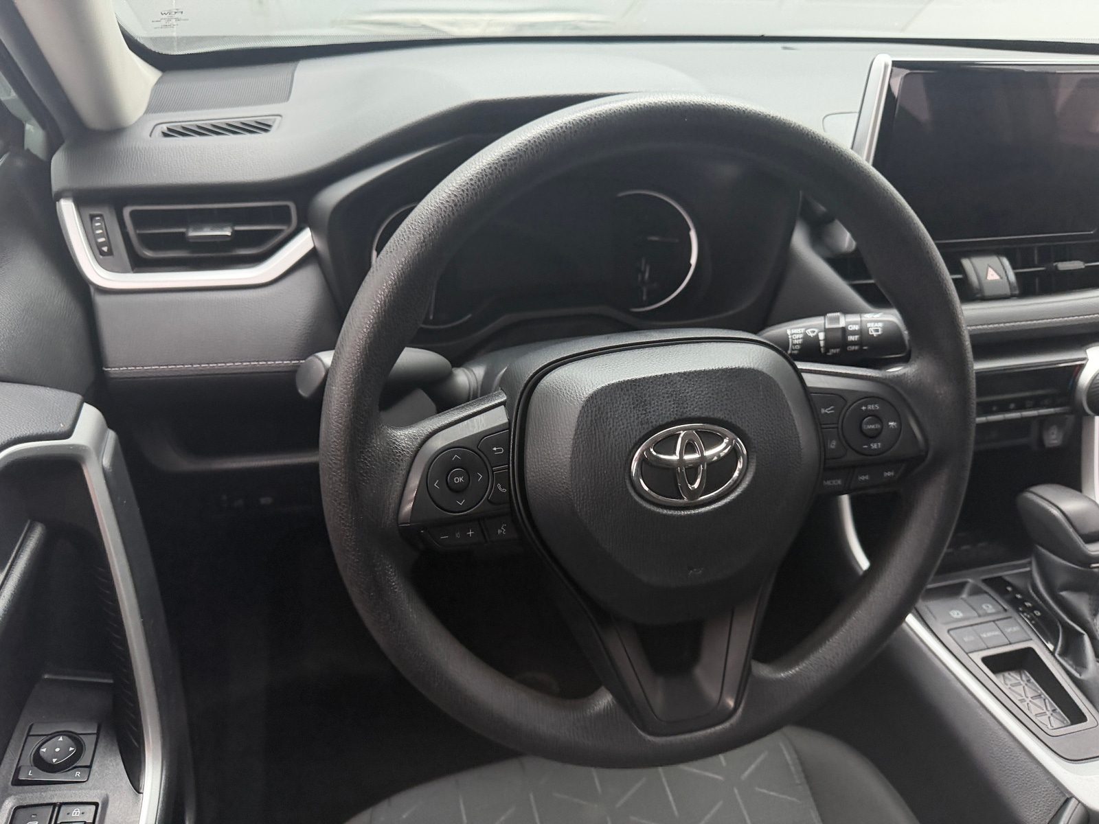 Thumbnail: 2023 Toyota RAV4 - 5