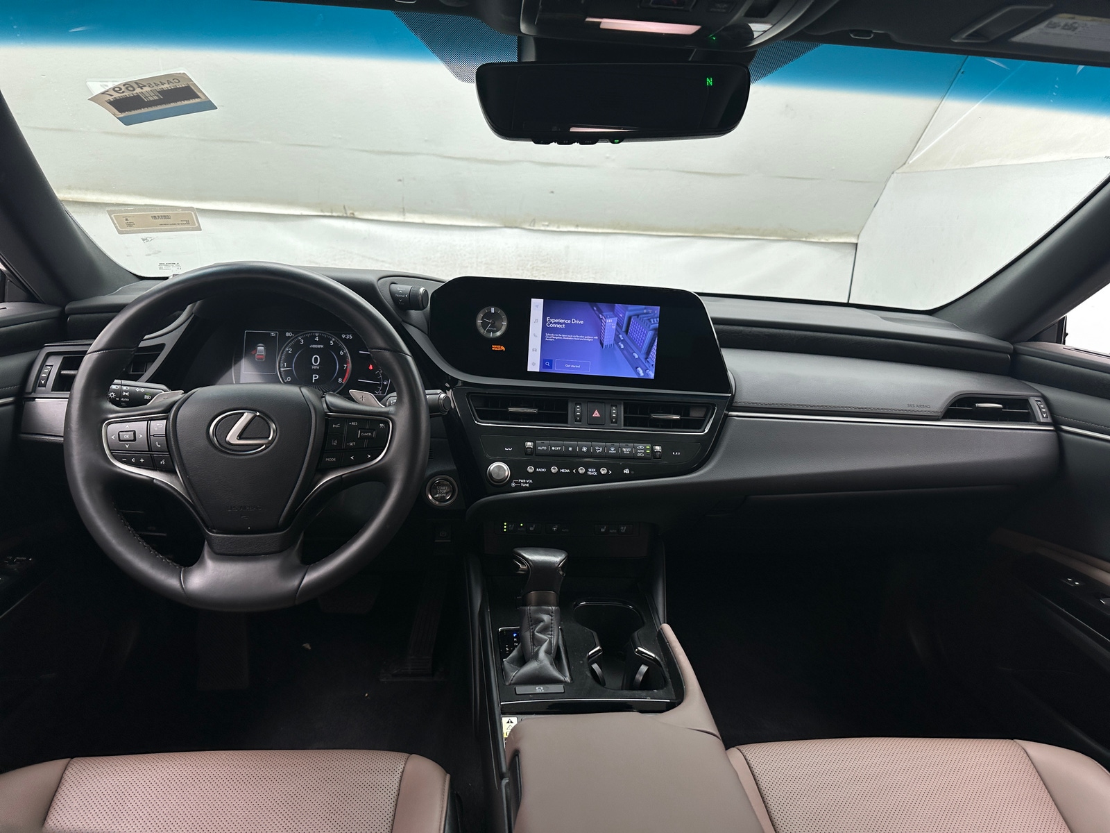 Thumbnail: 2024 Lexus ES - 2