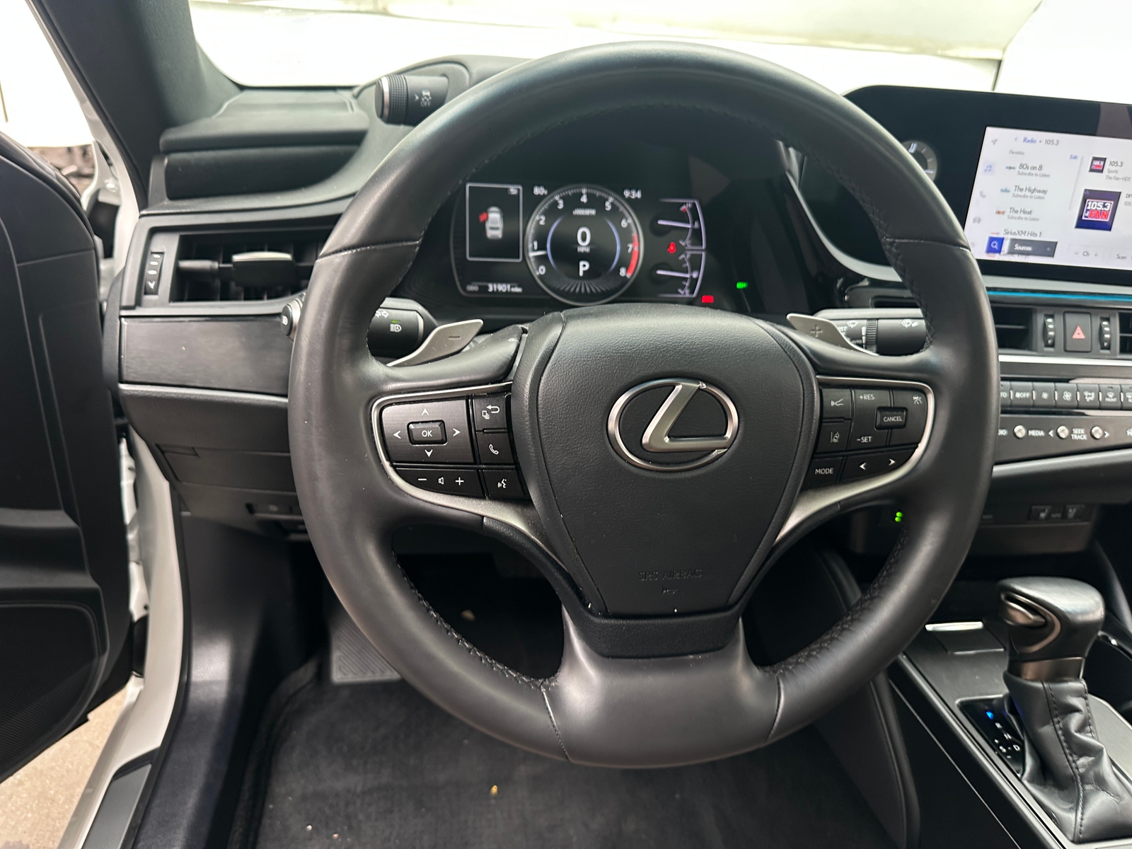 Thumbnail: 2024 Lexus ES - 4