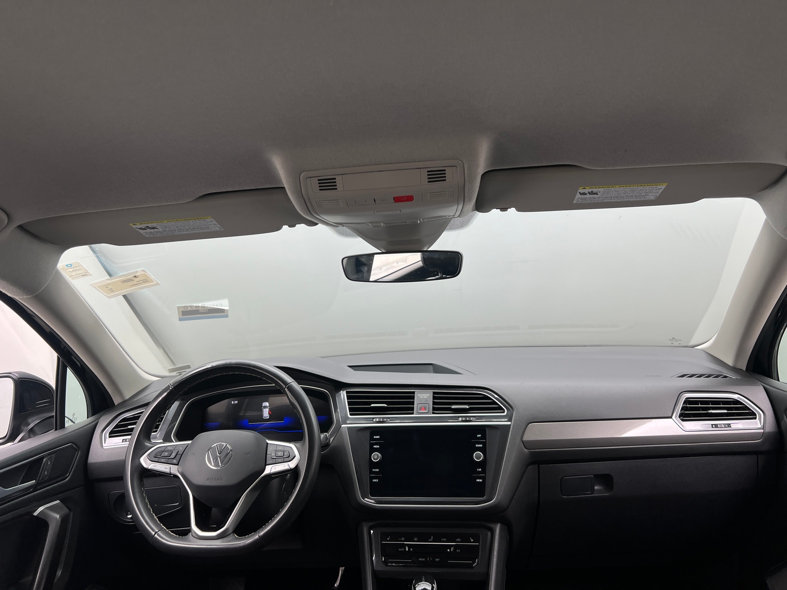 Thumbnail: 2024 Volkswagen Tiguan - 2