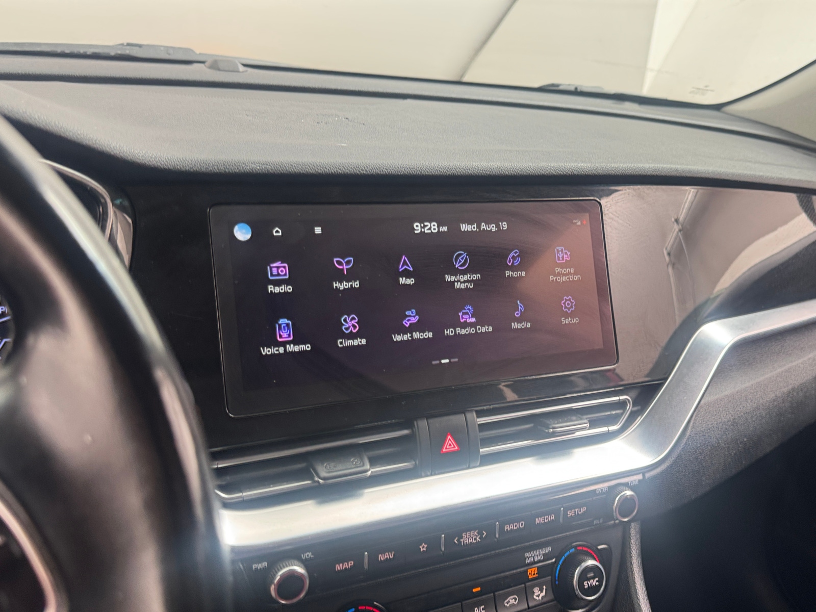 Thumbnail: 2022 Kia Niro - 3