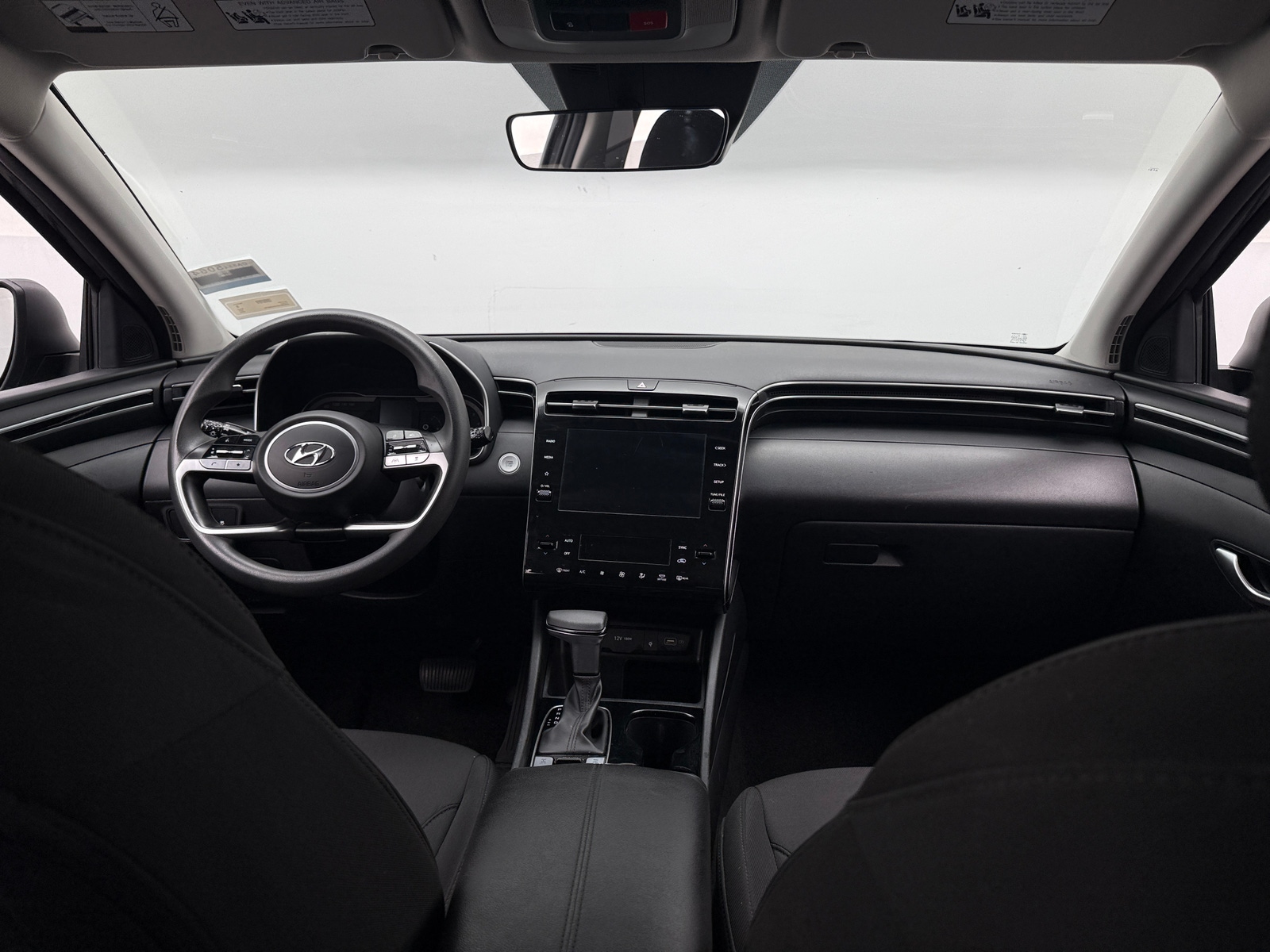 Thumbnail: 2024 Hyundai Tucson - 3