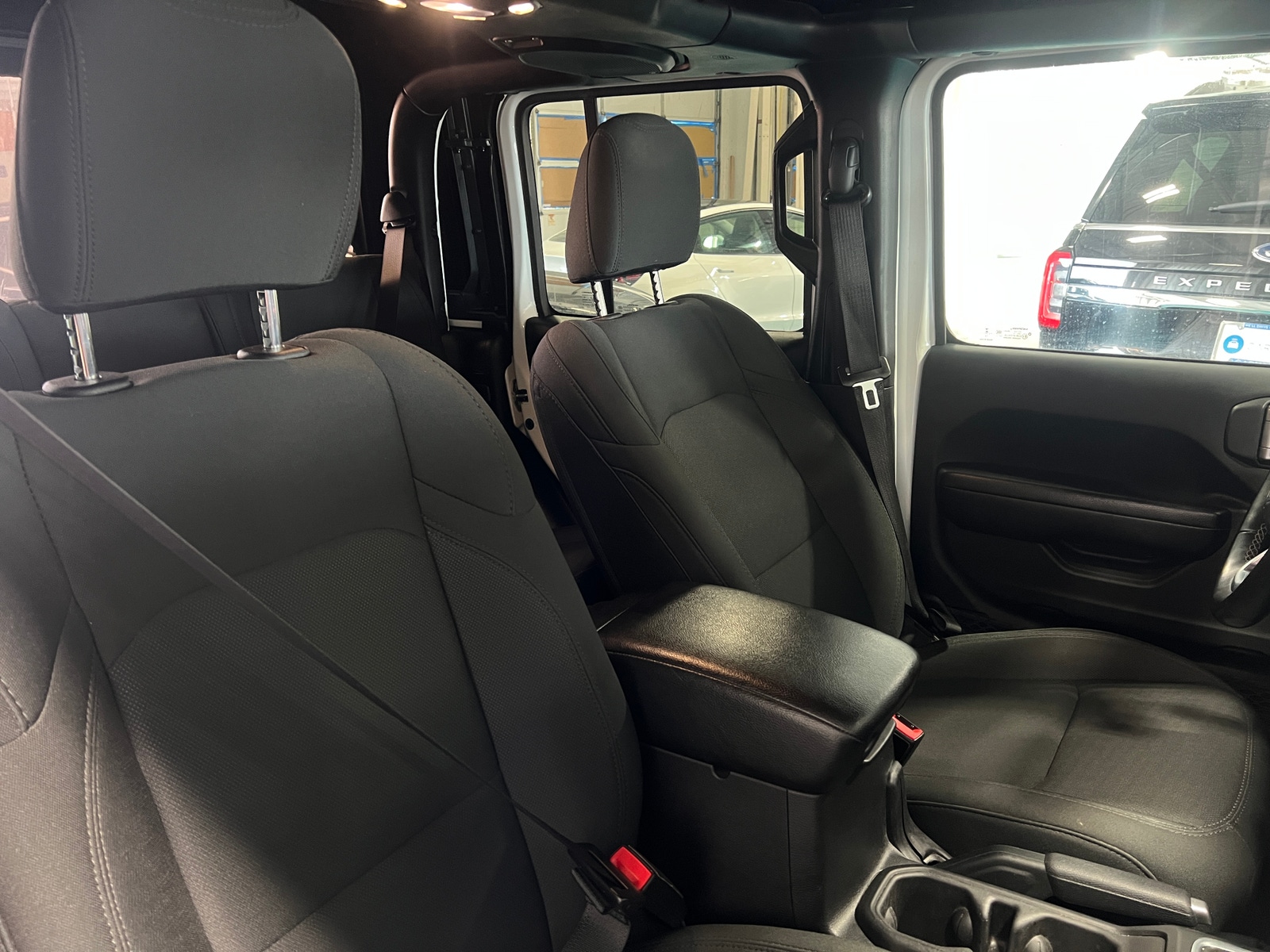 Thumbnail: 2020 Jeep Gladiator - 2