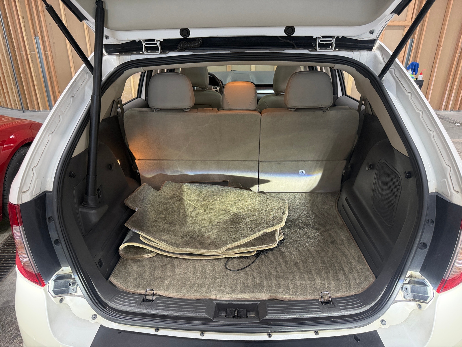 Thumbnail: 2011 Ford Edge - 6