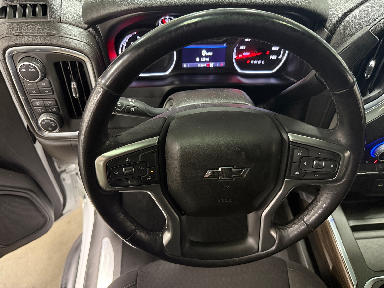 Thumbnail: 2021 Chevrolet Silverado 1500 - 5
