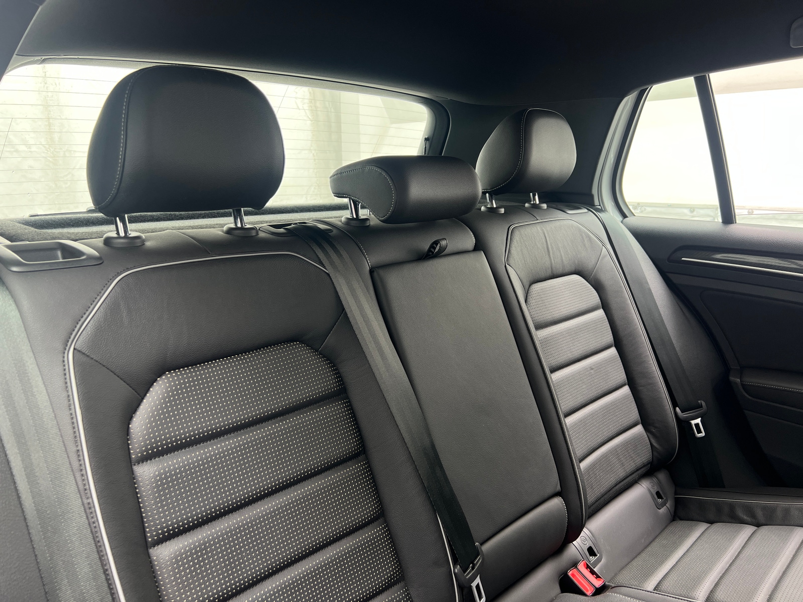 Thumbnail: 2019 Volkswagen Golf - 5