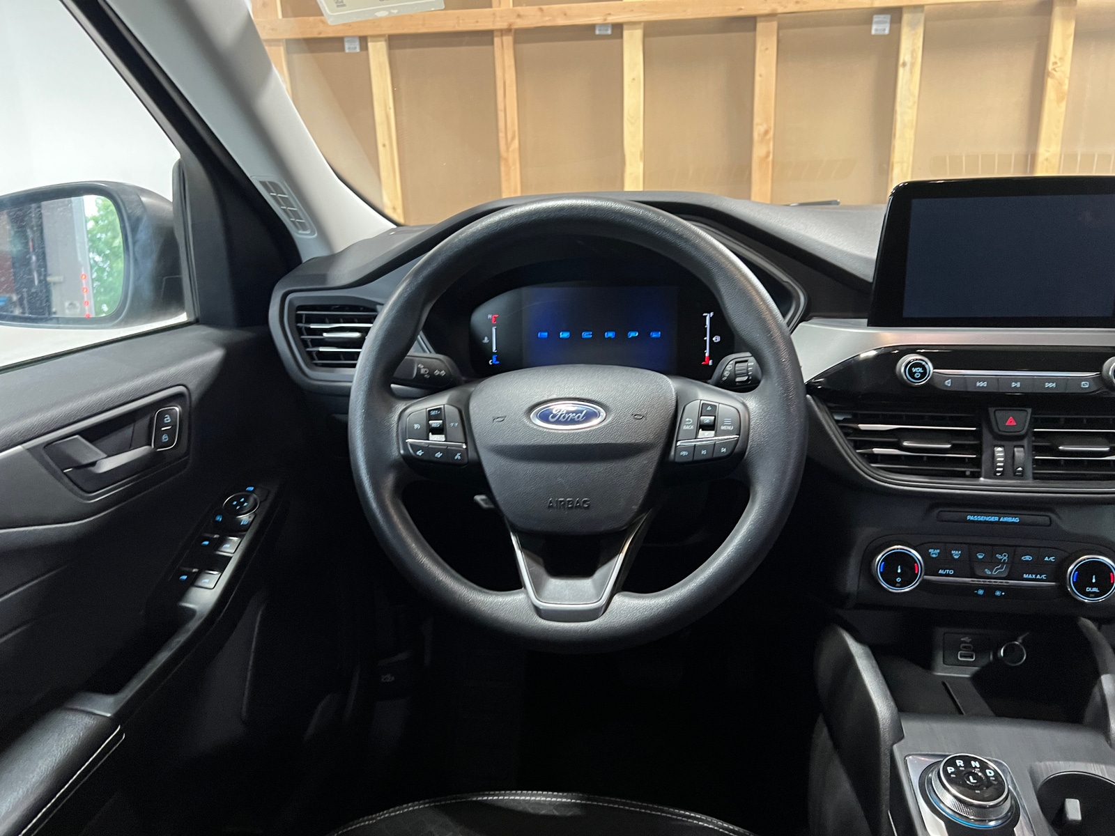 Thumbnail: 2025 Ford Escape - 5