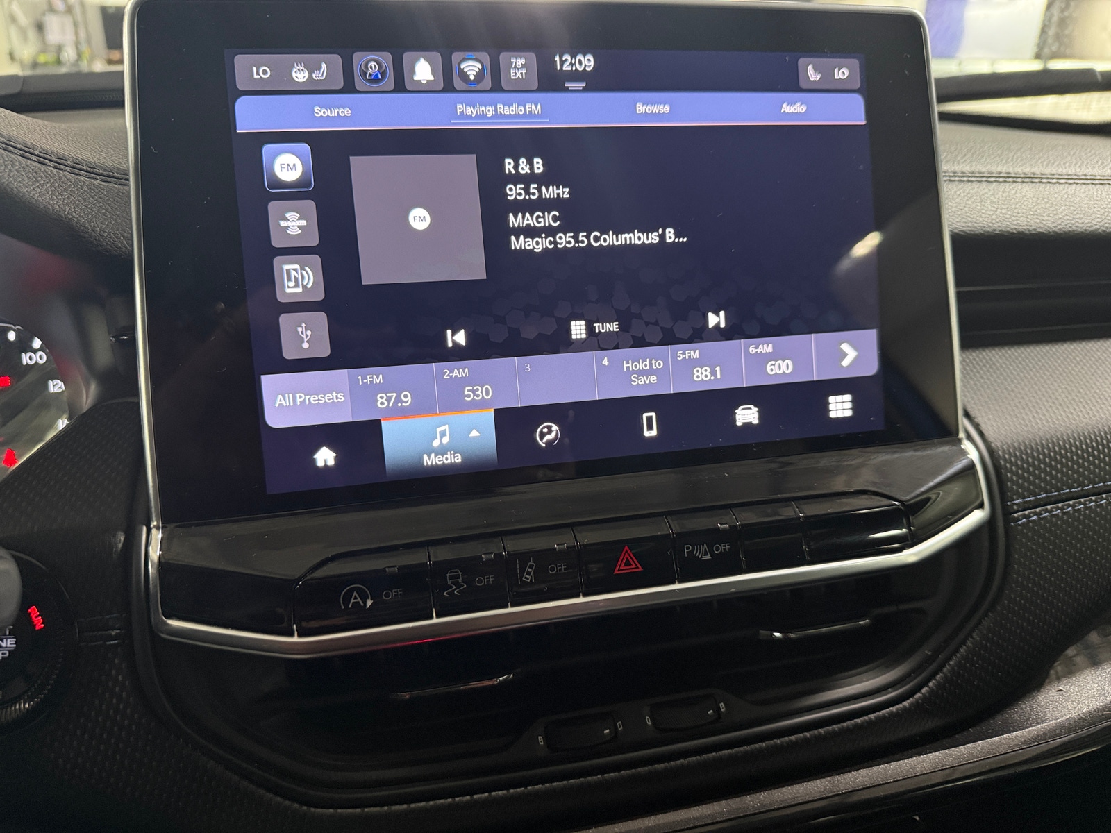 Thumbnail: 2026 Jeep Compass - 3