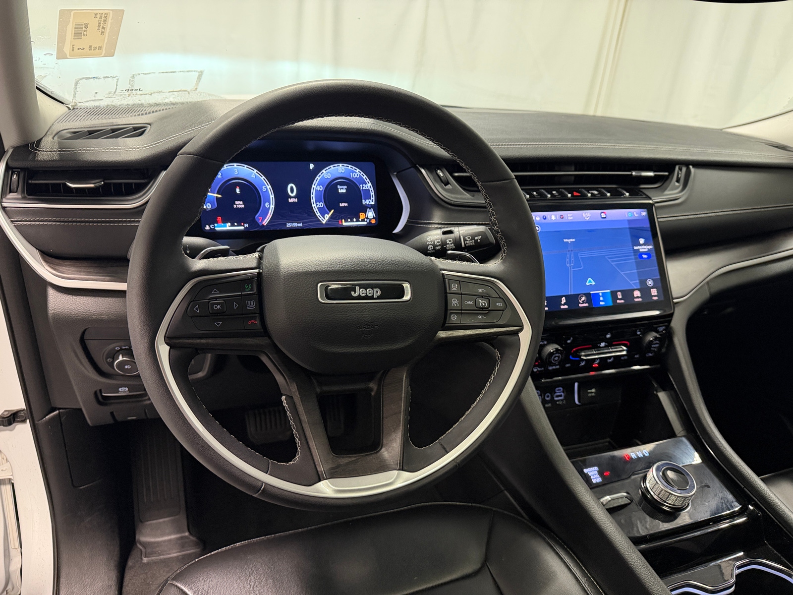 Thumbnail: 2023 Jeep Grand Cherokee L - 4