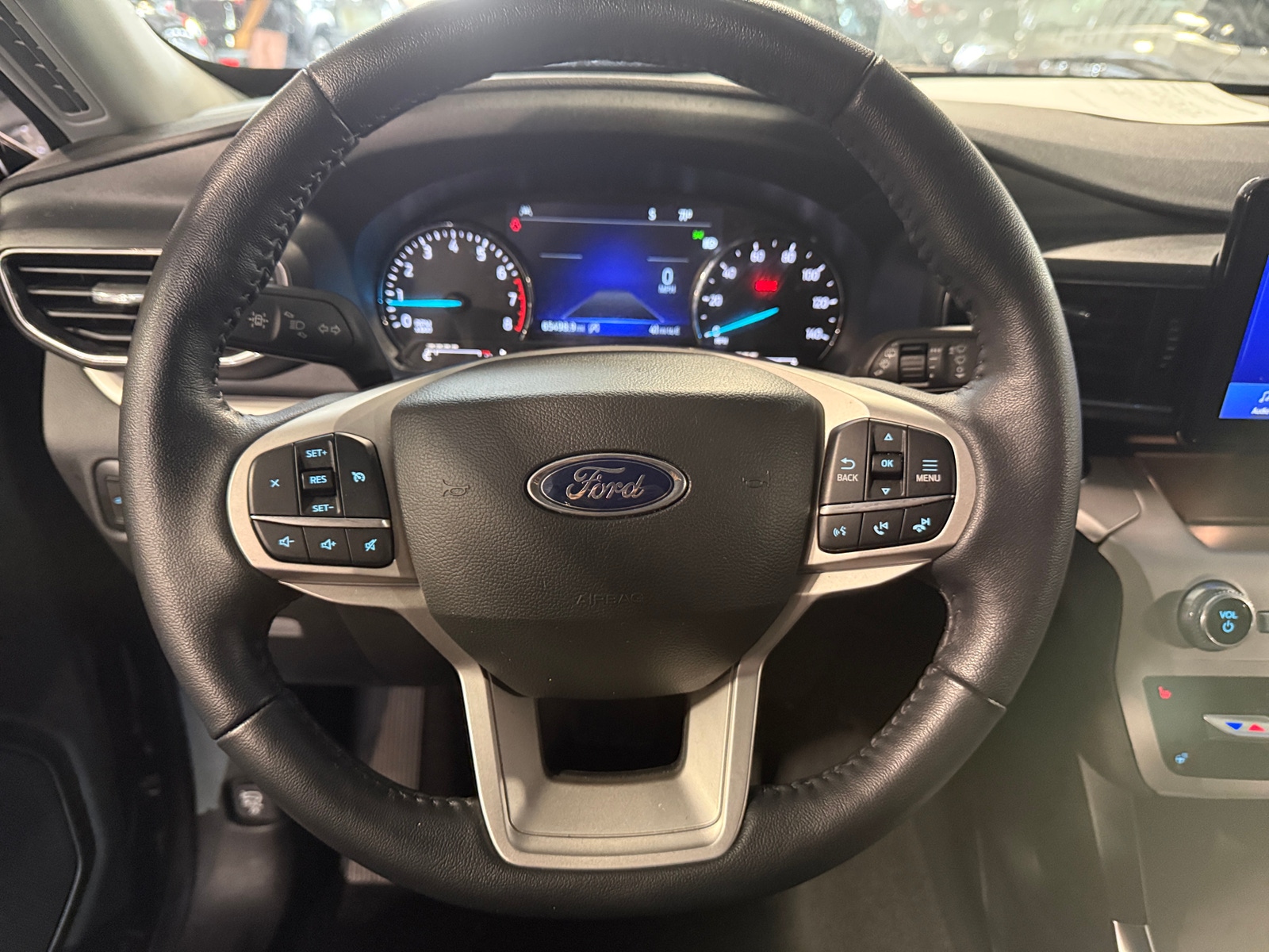 Thumbnail: 2023 Ford Explorer - 4