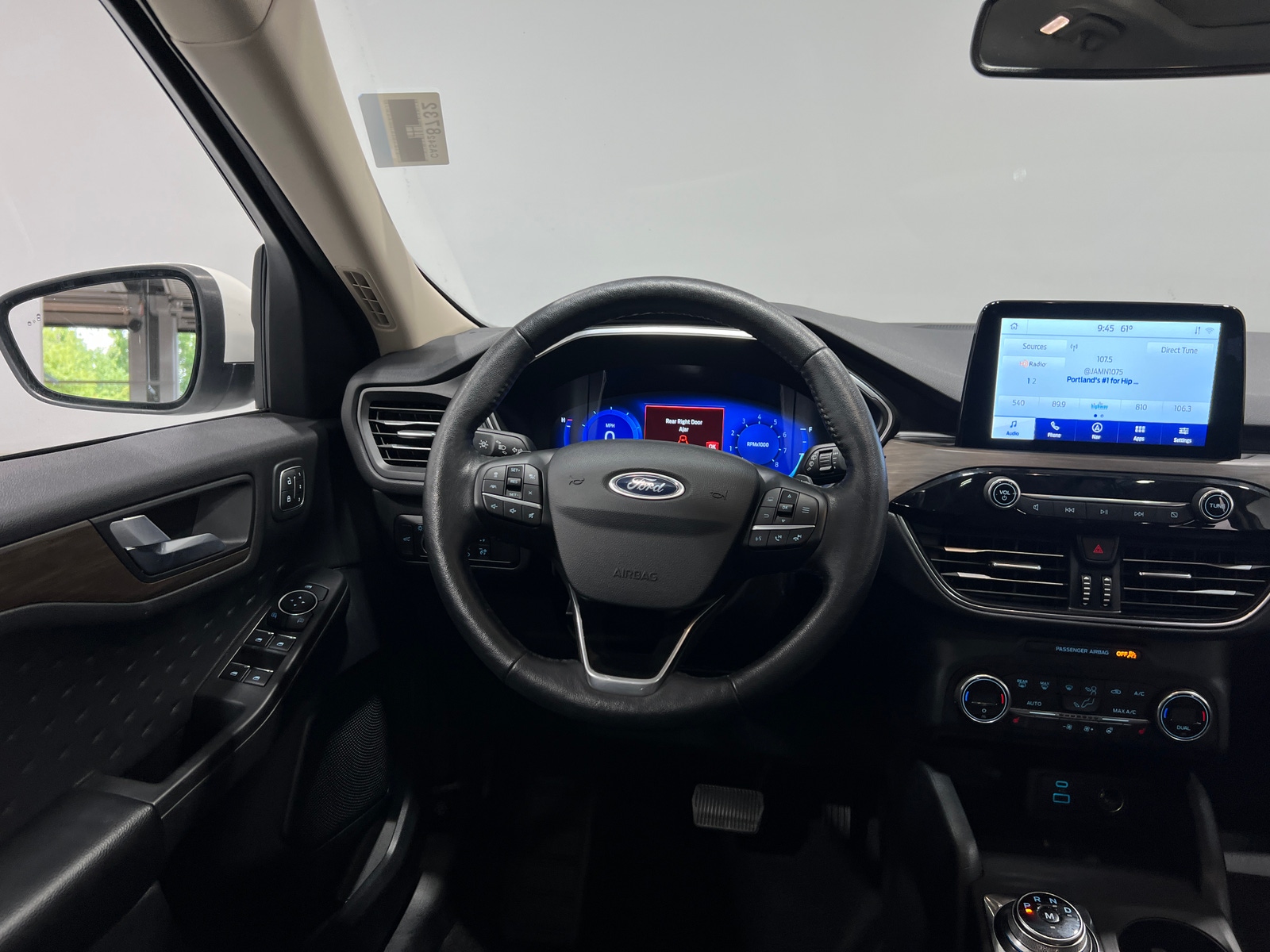 Thumbnail: 2020 Ford Escape - 4