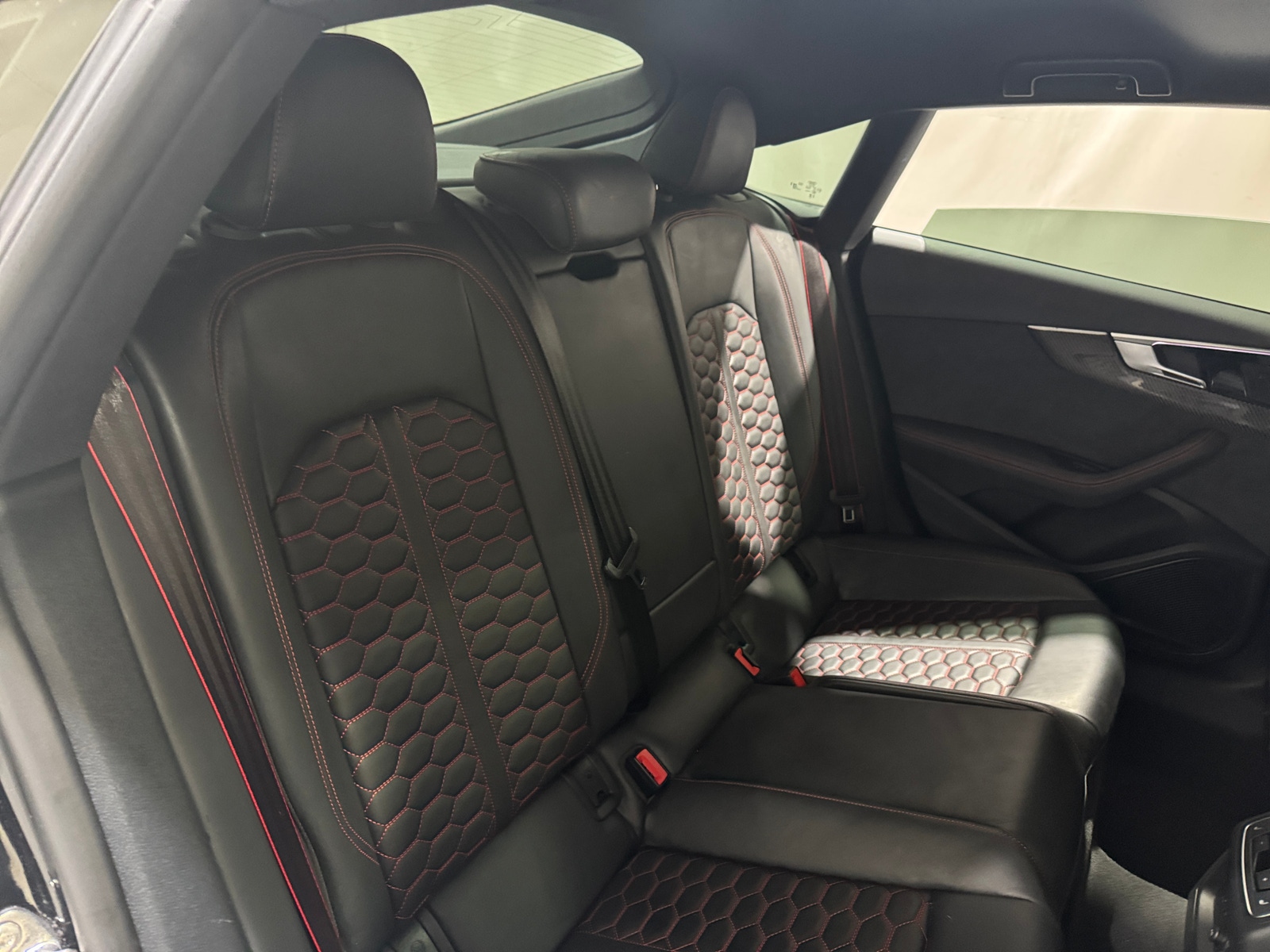 Thumbnail: 2025 Audi RS 5 - 5