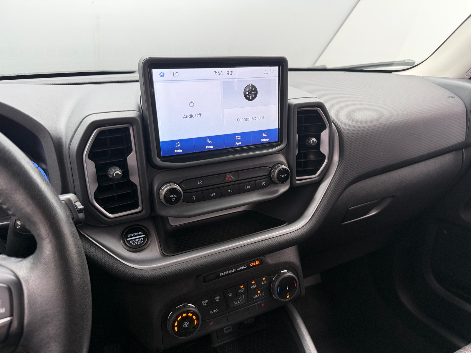 Thumbnail: 2022 Ford Bronco Sport - 4