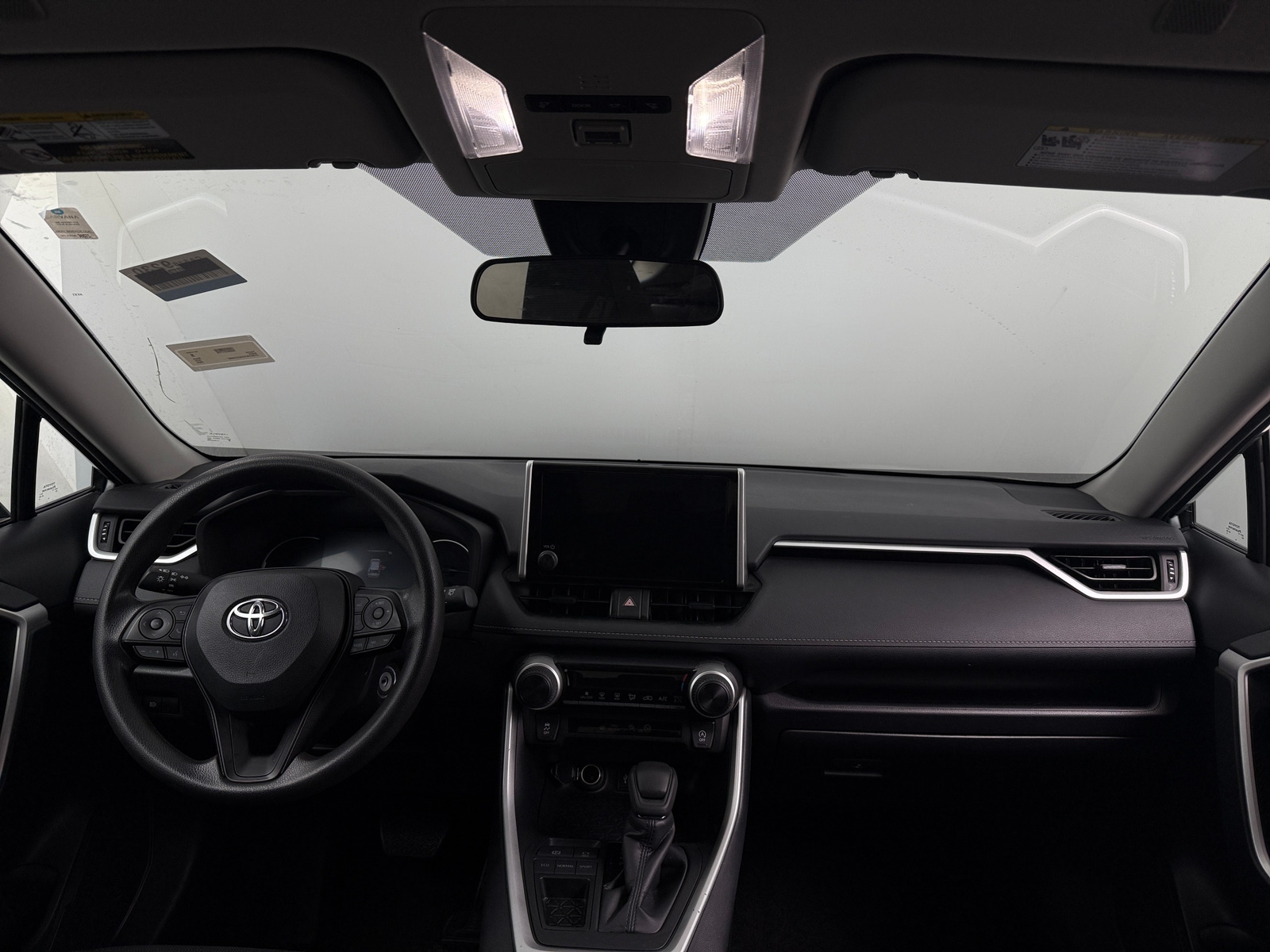 Thumbnail: 2025 Toyota RAV4 - 3