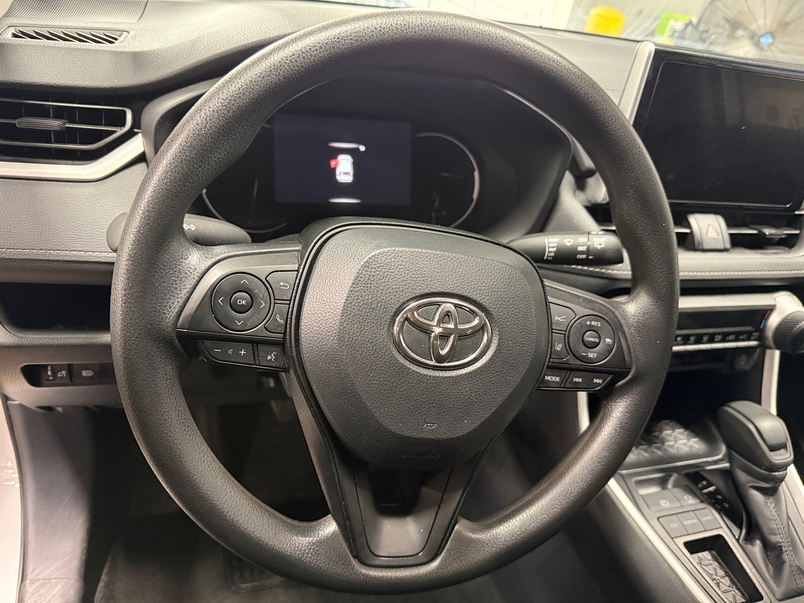 Thumbnail: 2025 Toyota RAV4 - 5