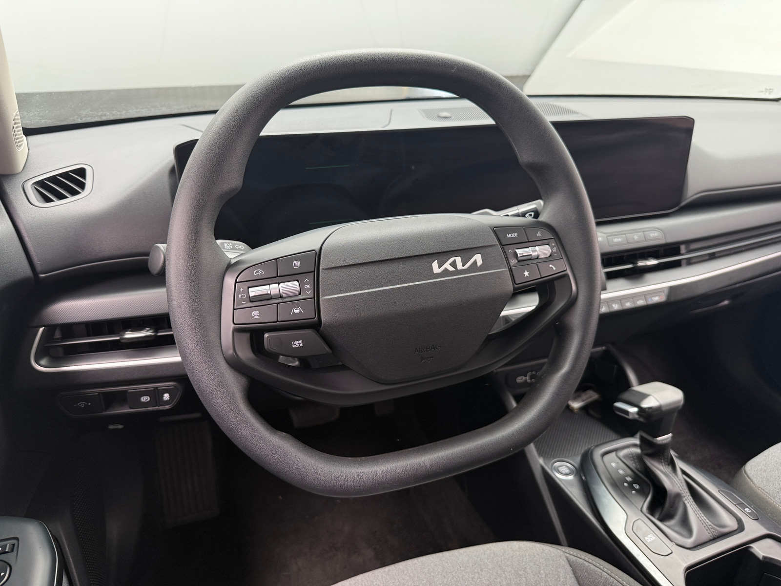 Thumbnail: 2025 Kia K4 - 5