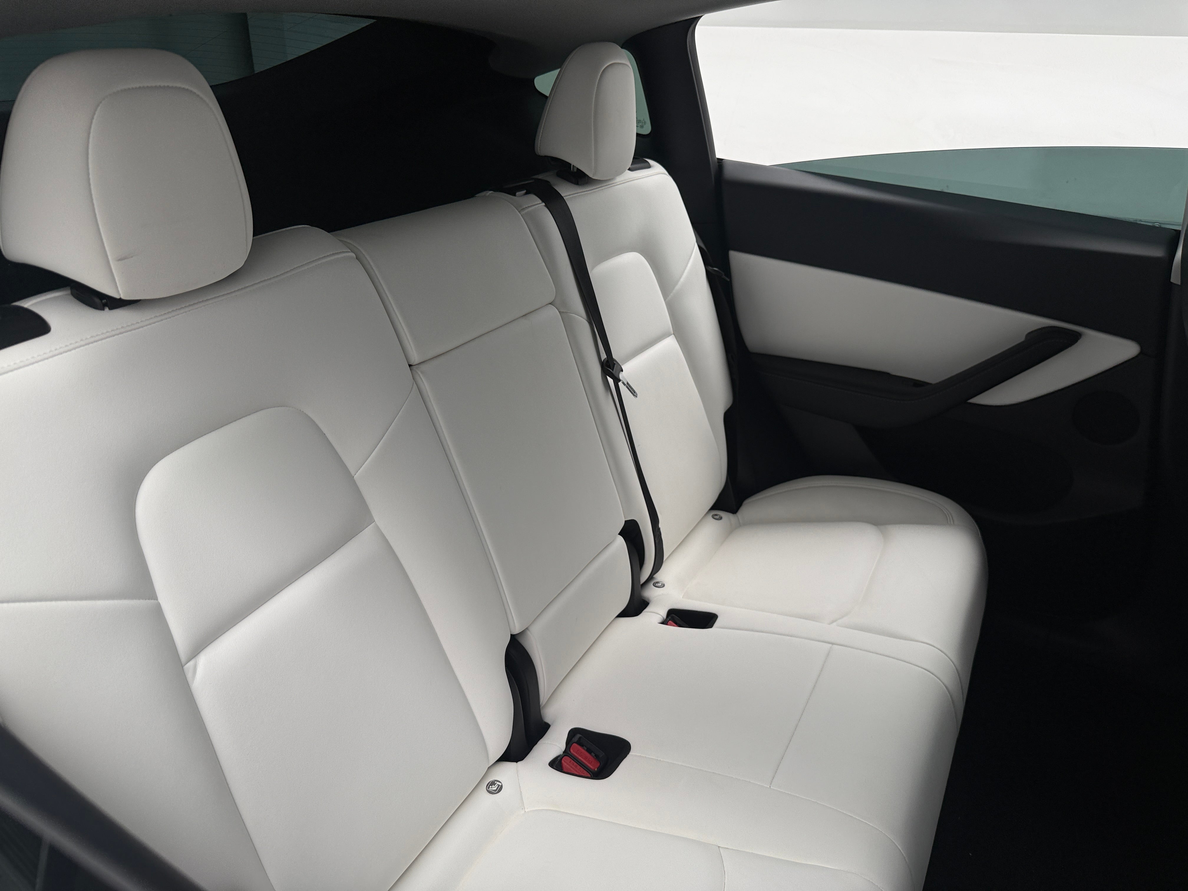 Used 2021 Tesla Model Y Performance with VIN 5YJYGDEFXMF257693 for sale in Auburn, WA