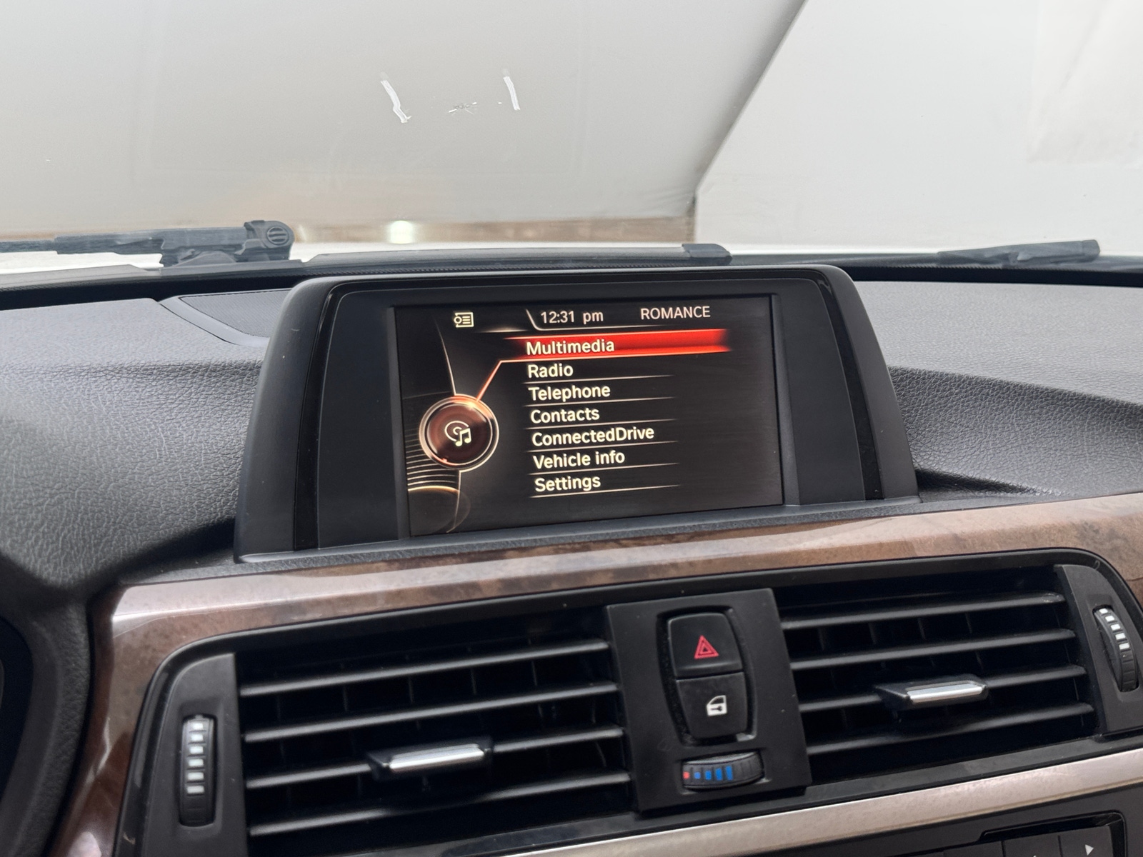 Thumbnail: 2015 BMW 3 Series - 3
