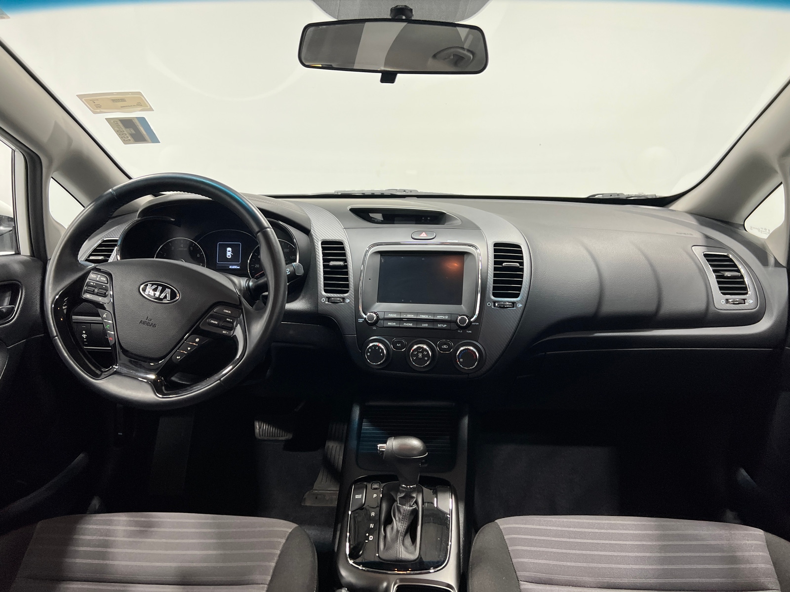Thumbnail: 2018 Kia Forte - 3