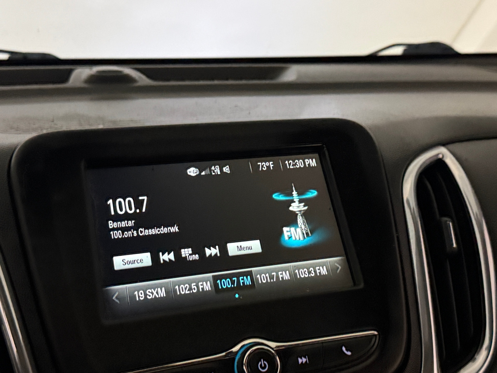 Thumbnail: 2018 Chevrolet Equinox - 4