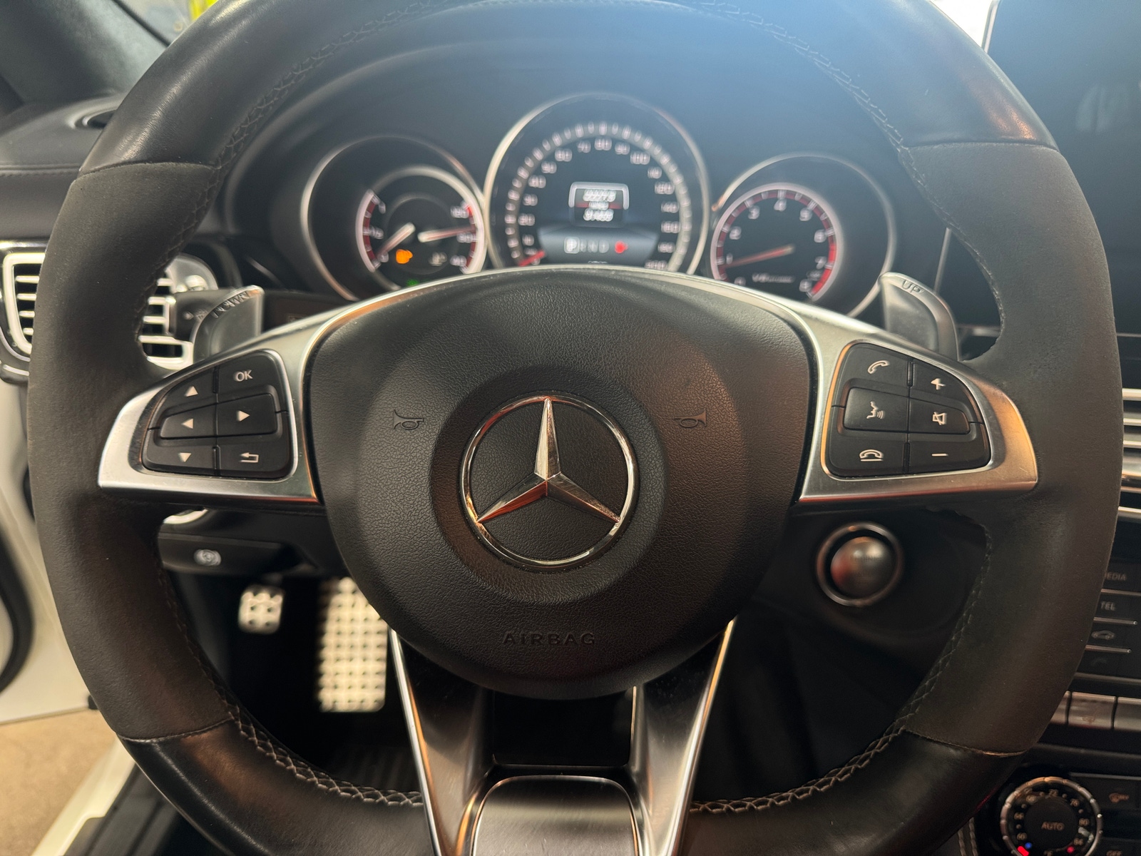 Thumbnail: 2016 Mercedes-Benz CLS - 4