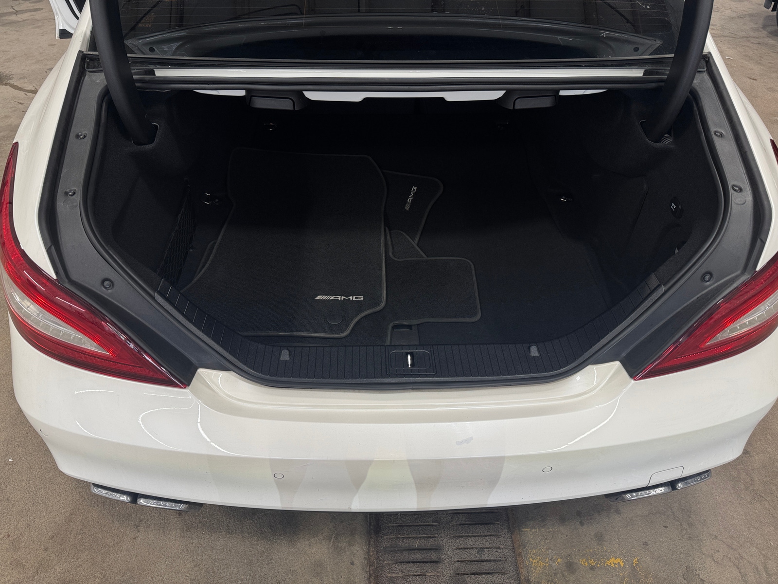 Thumbnail: 2016 Mercedes-Benz CLS - 6