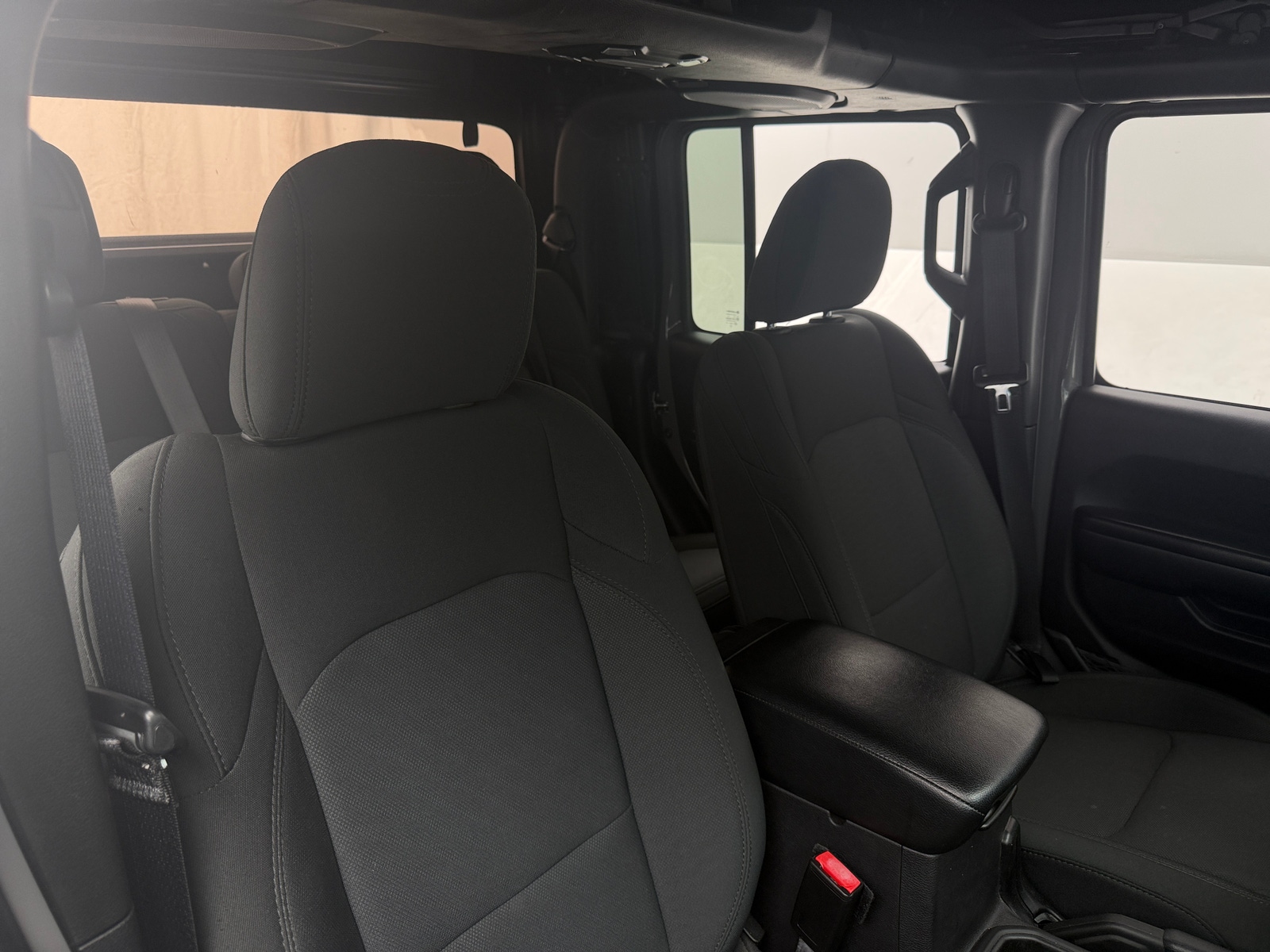 Thumbnail: 2021 Jeep Gladiator - 2
